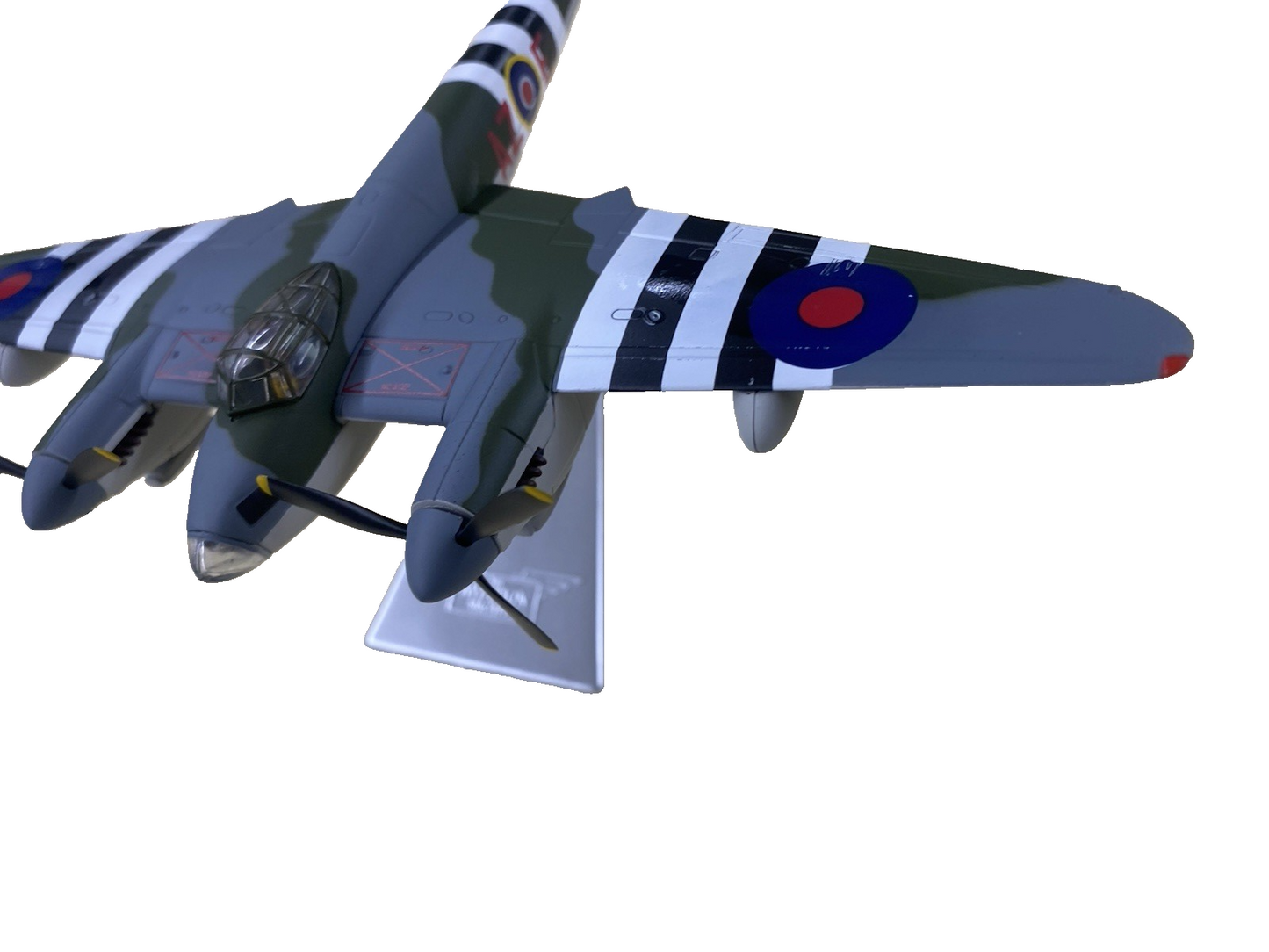 ES  211:  Corgi Aviation Archive AA32816 DH Mosquito BXX No 627 Squadron RAF