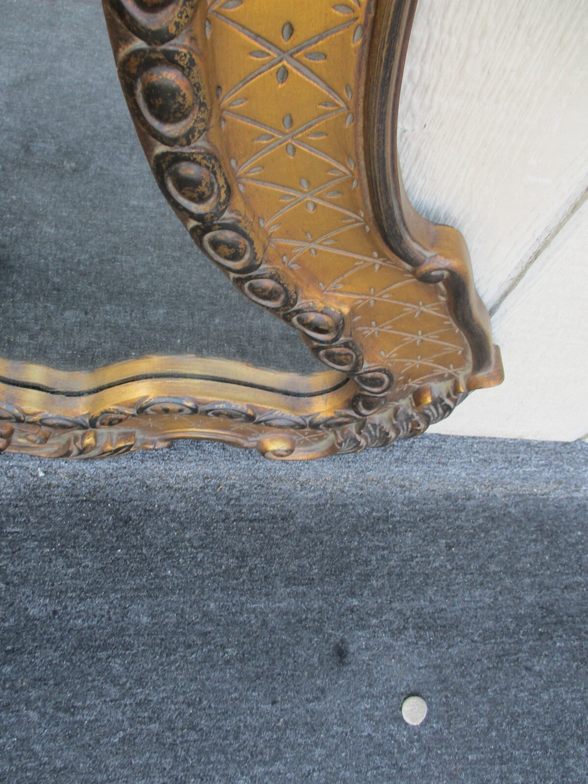 63607 Decorator Accent Mirror in Fancy Picture Frame