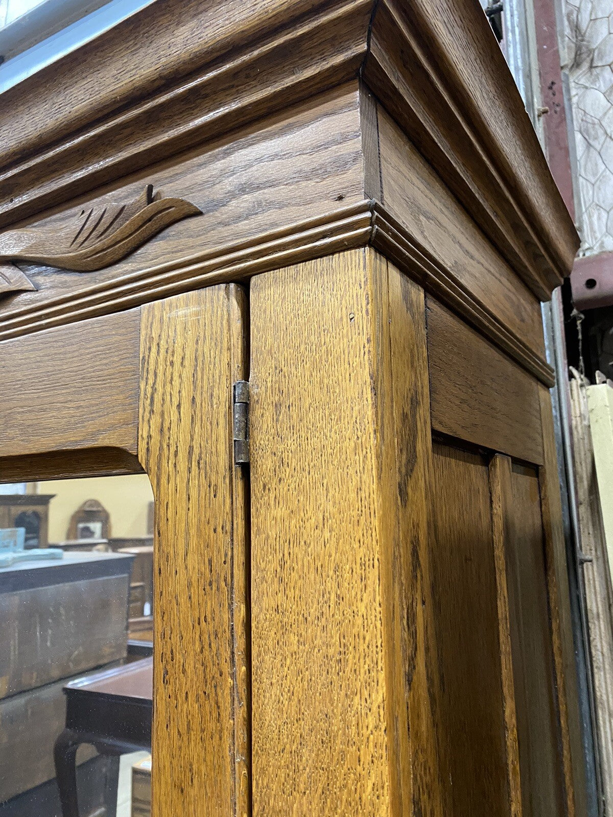 65564   Antique Victorian Oak 2 Door Wardrobe Cabinet