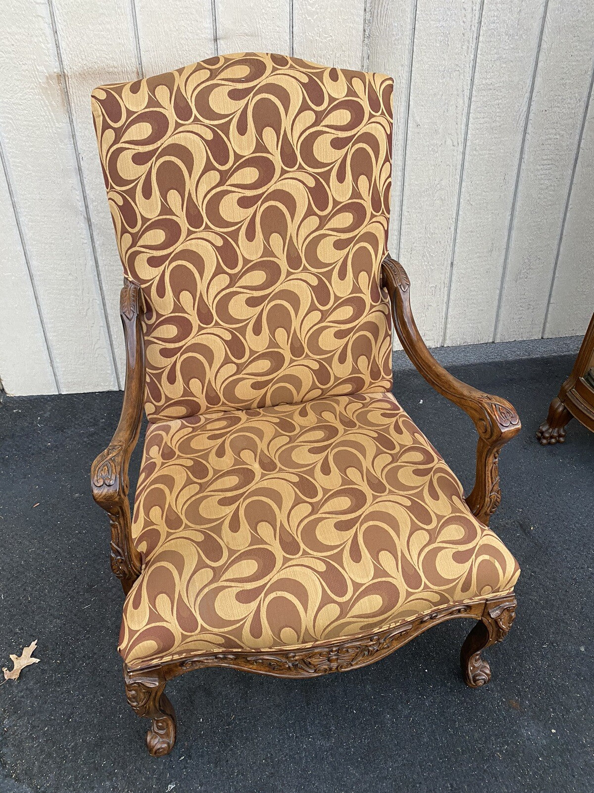 66070   Fancy Carved Armchair Chair BEST CHAIRS