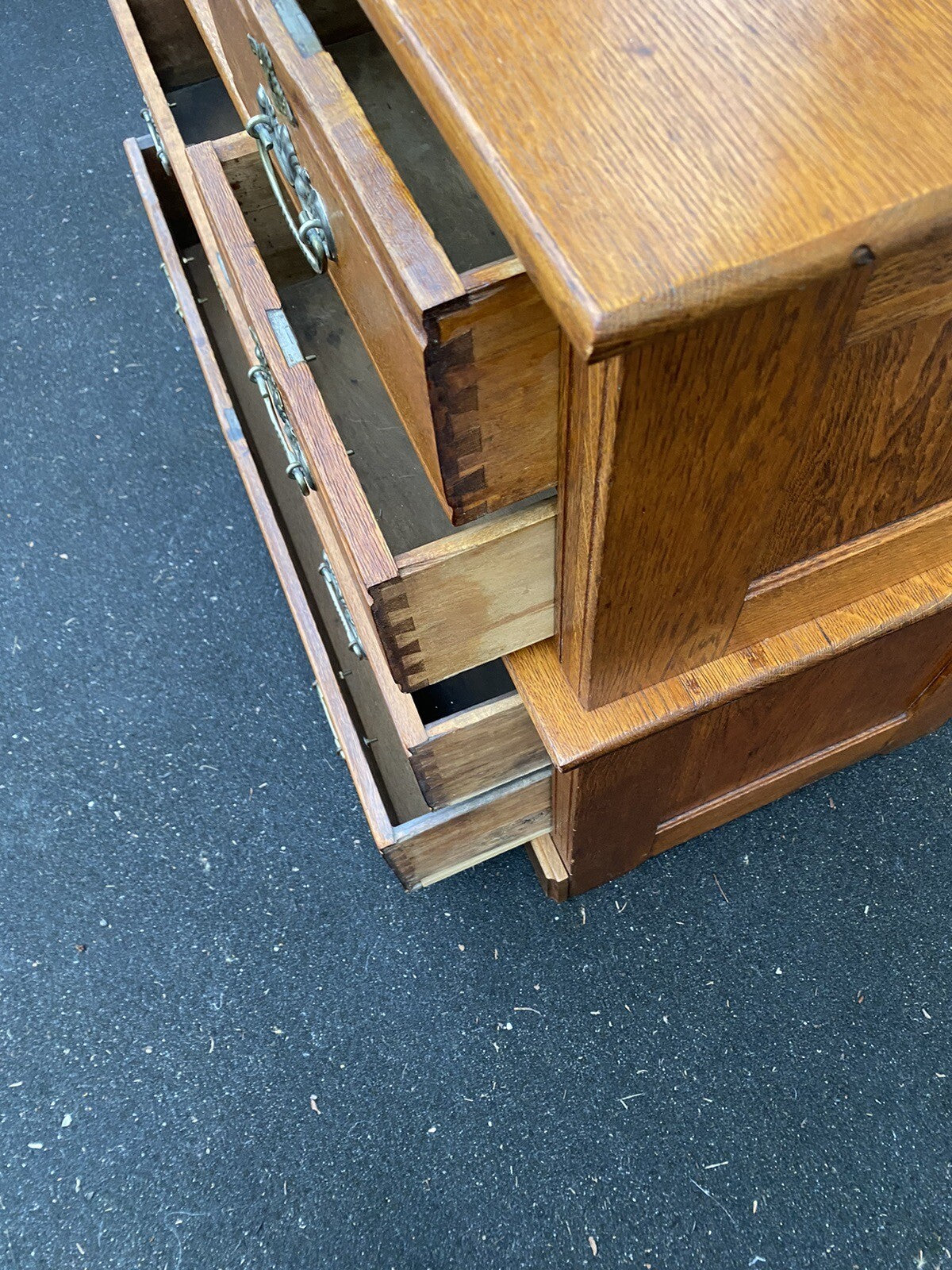 65144 Antique Victorian Oak Dresser Chest with Mirror