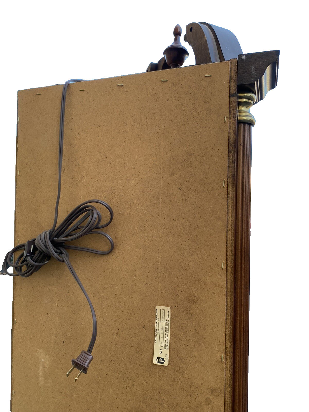 66160   Mahogany PULASKI Furniture Corner China cabinet Curio