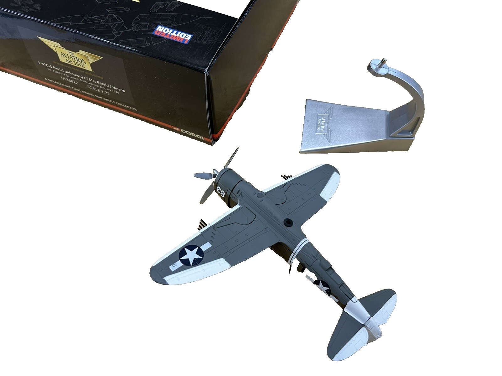 ES 201 Corgi US33823 P-47D-5 Of Major Gerald Johnson 1:72 Limited Edition