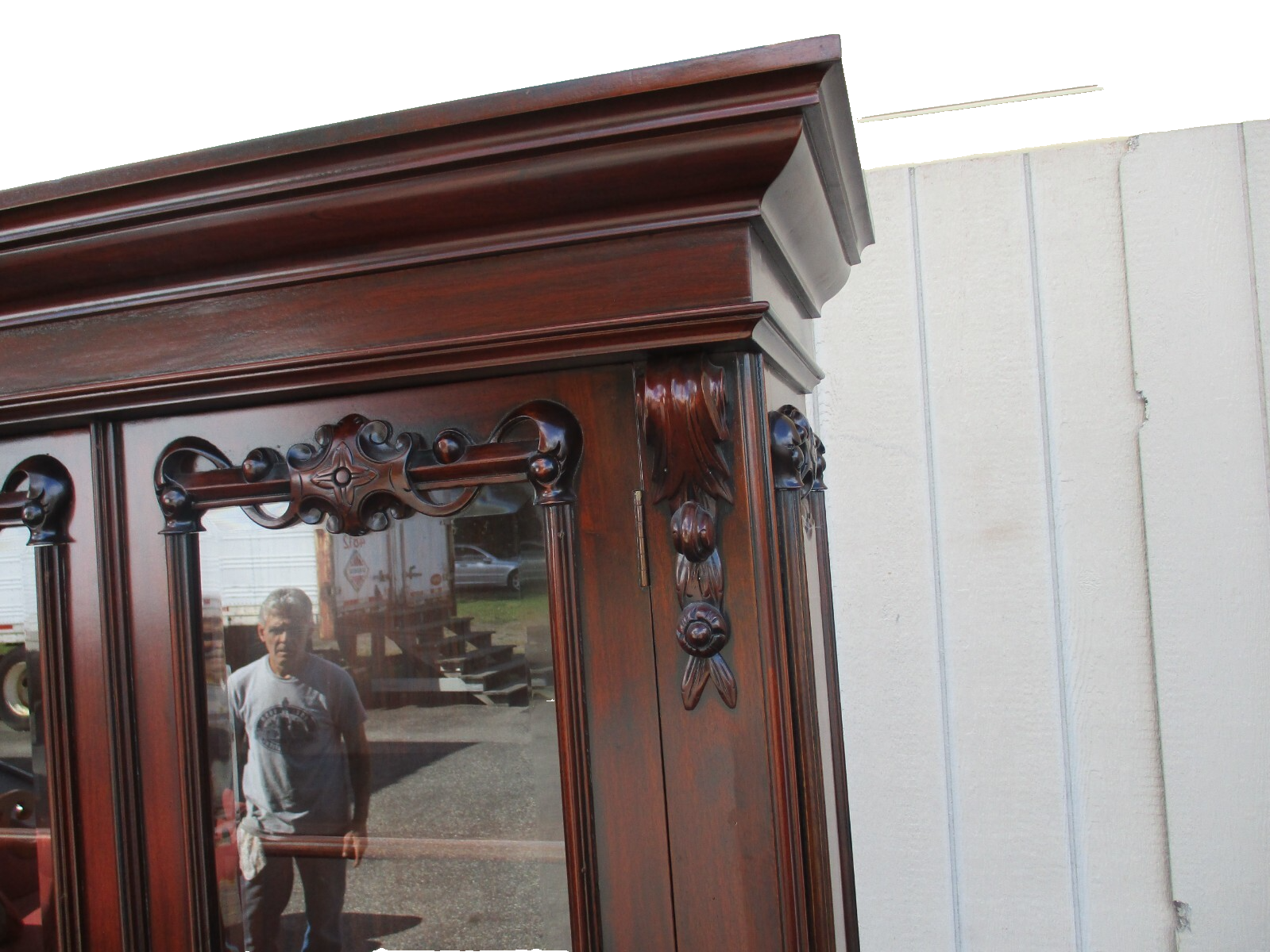 63752 Mahogany 2 pc. China Cabinet Curio Bookcase