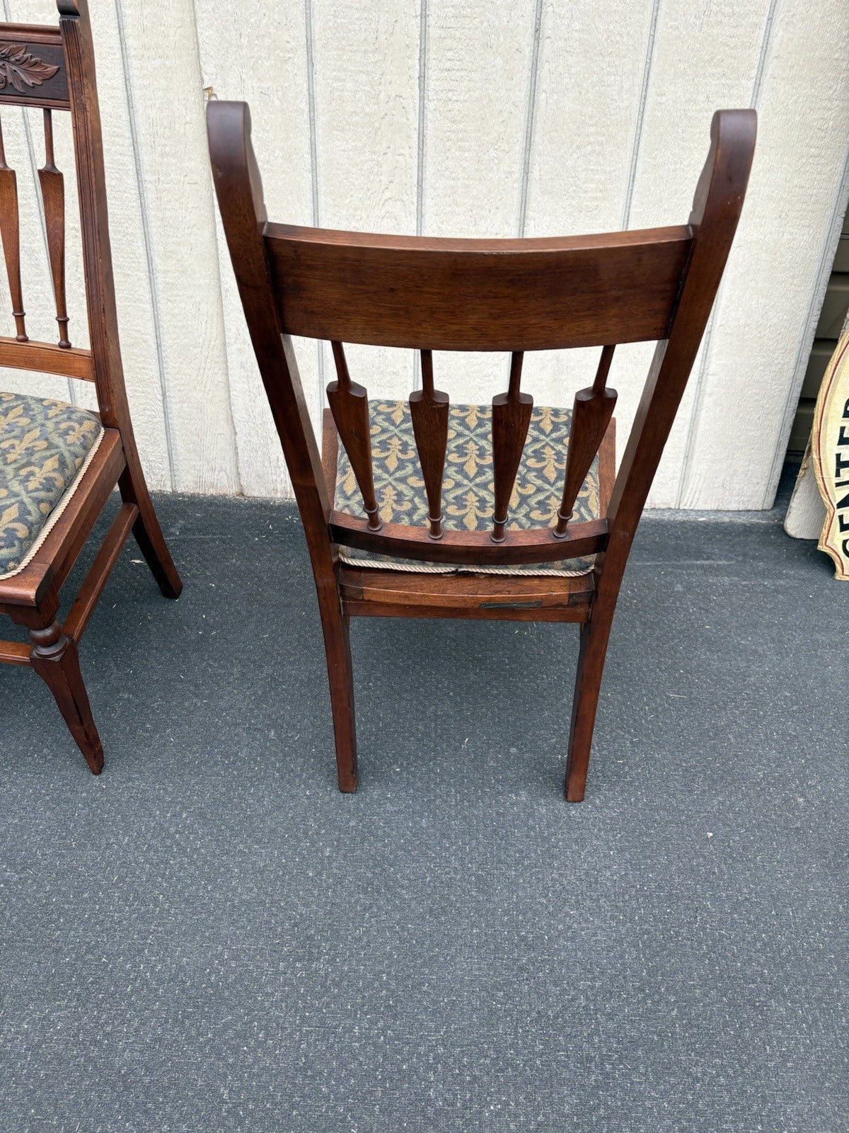 66466 Set 4 Victorian Walnut  Custom Hand Made Dining Chairs Chair s