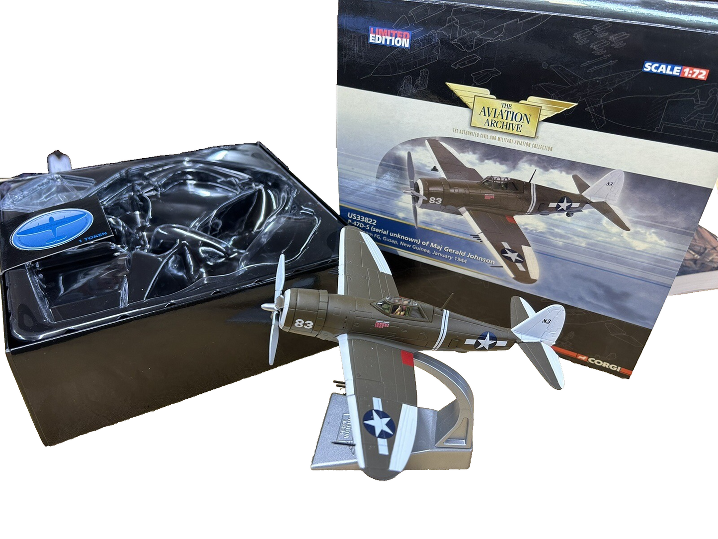 ES 201 Corgi US33823 P-47D-5 Of Major Gerald Johnson 1:72 Limited Edition