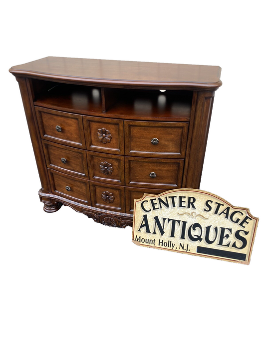 66081 Mahogany Television Stand Credenza Buffet Server