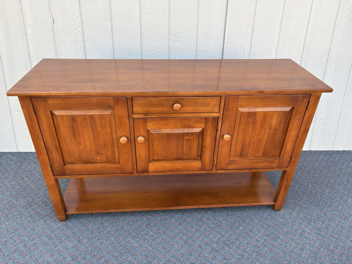 67103 Ethan Allen Maple Sideboard  Server Buffet Cabinet