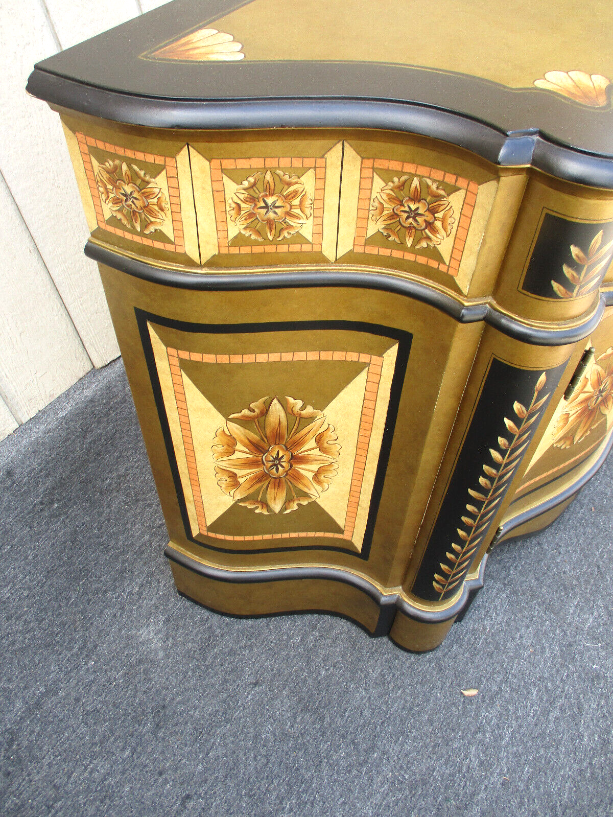 63371  Decorator PULASKI Console Sideboard Server Cabinet