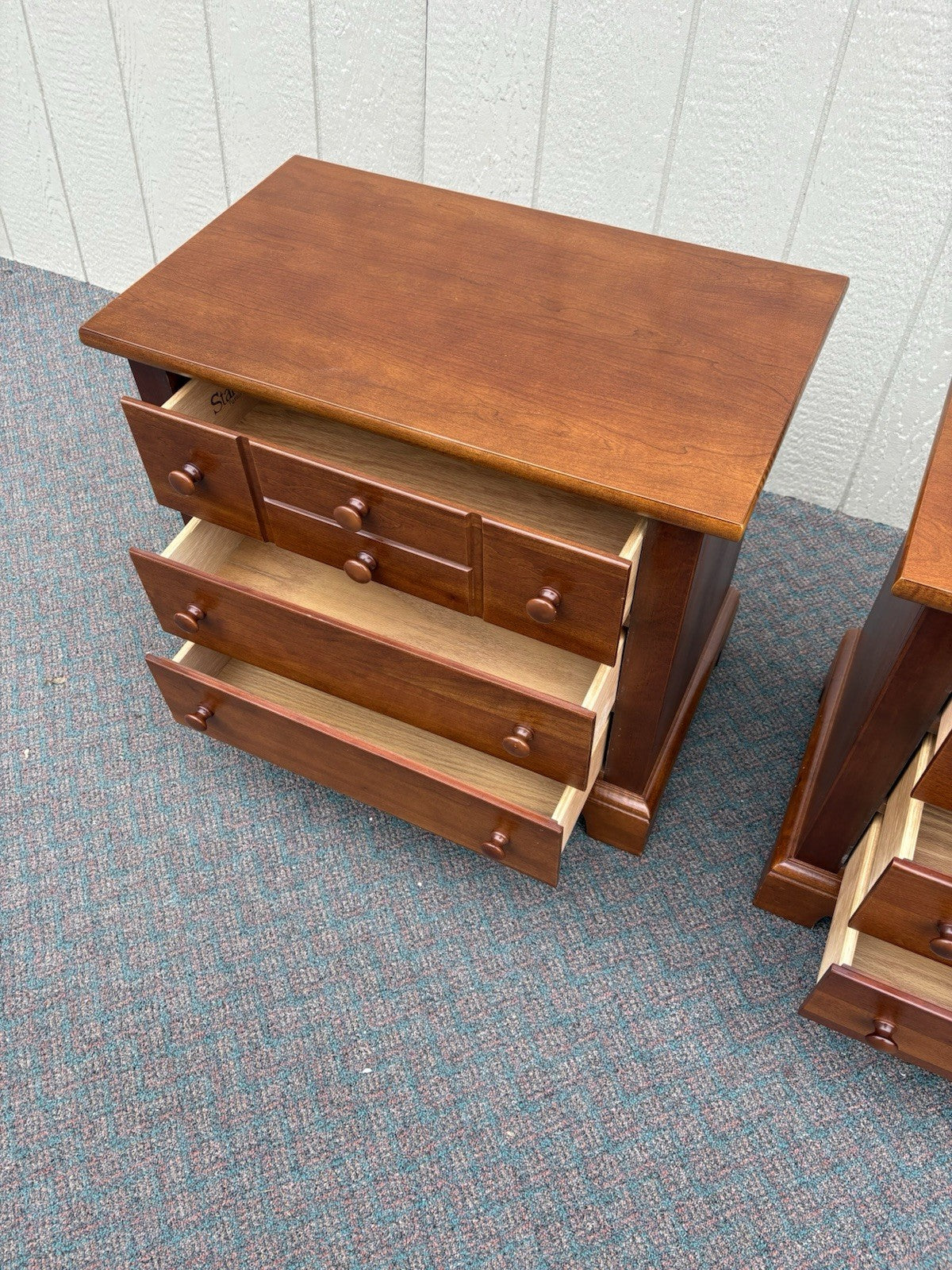 67190 Pair Stanley Furniture Cherry Nightstand End Table s