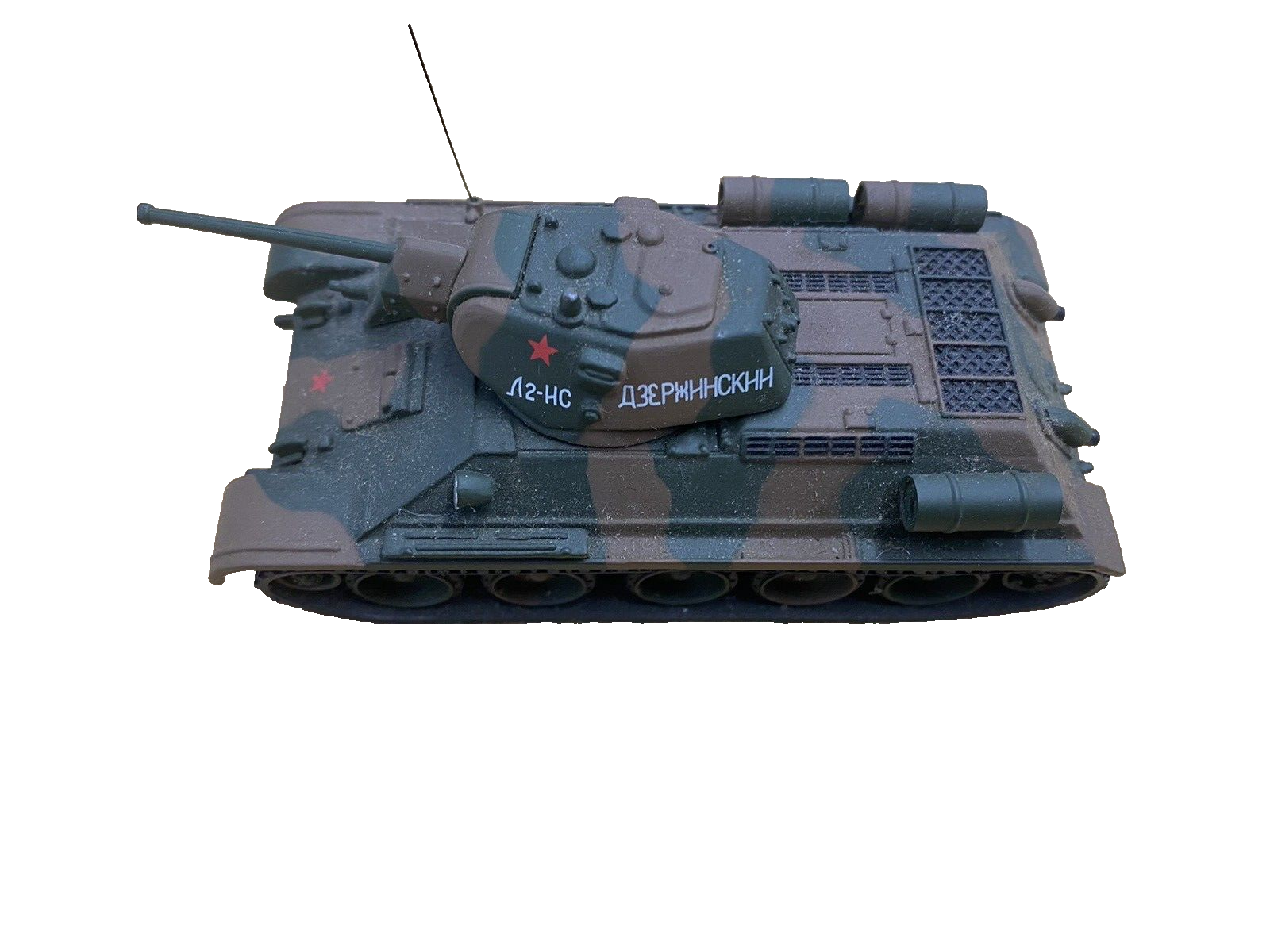 ES 51: Grouping of 5 Military  DIECAST Vehicles Tanks Tank