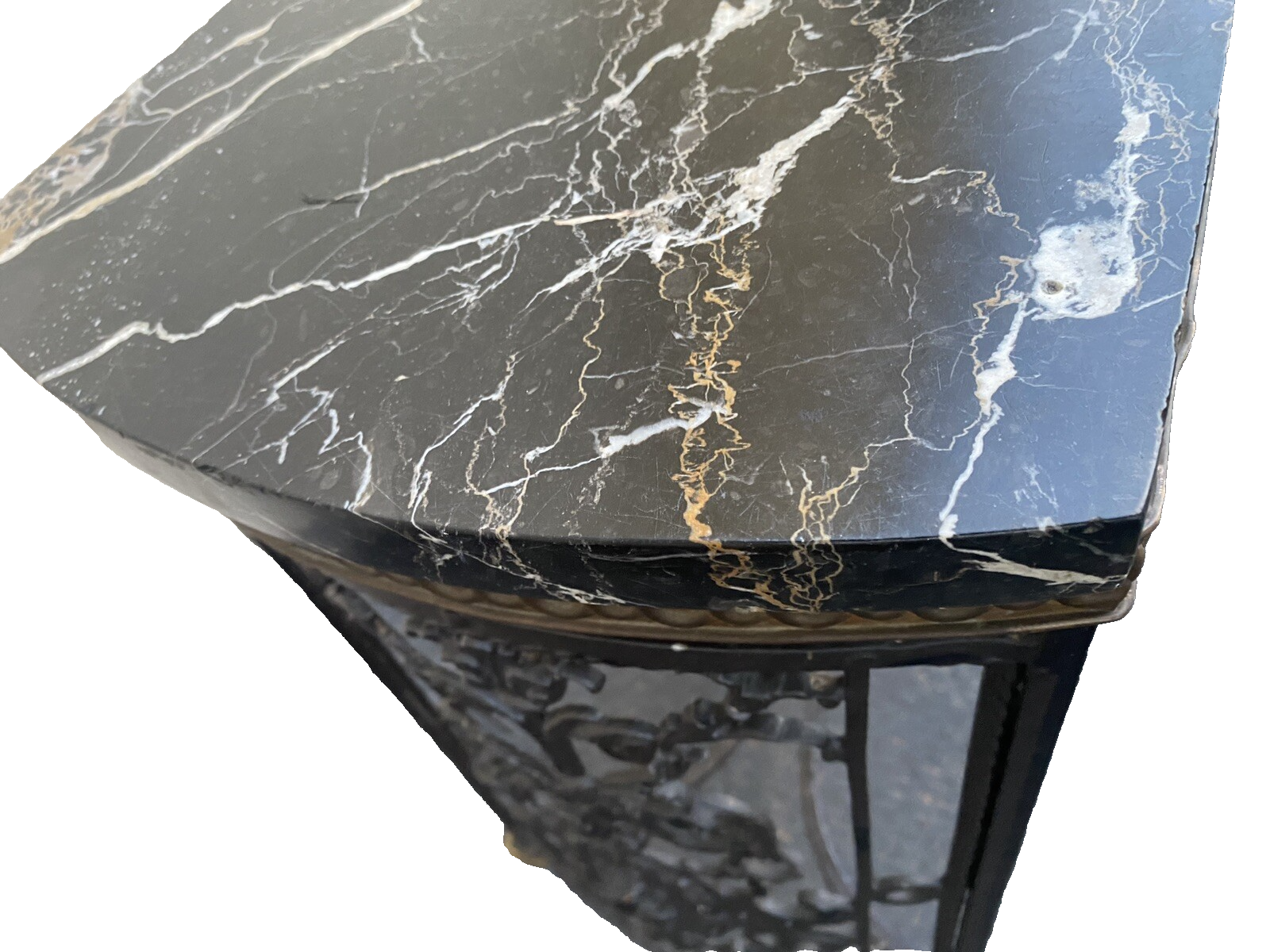 66069   Marble Top Lamp Table with Fancy  Cast Iron Base