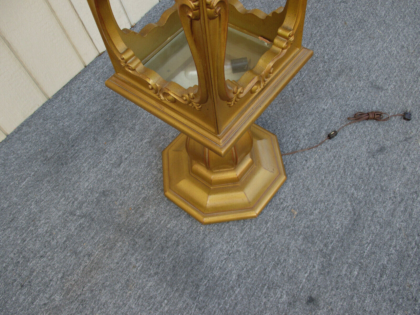 62471  Mid Century Modern Gold Curio Cabinet Etergie