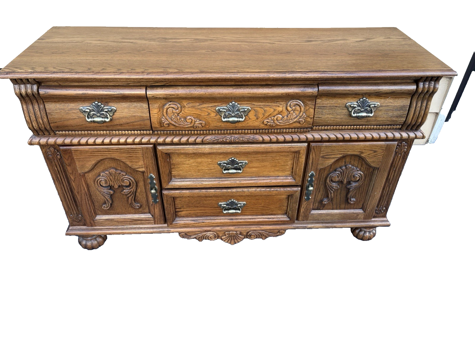 67122 Leaded Glass Oak China Cabinet Curio