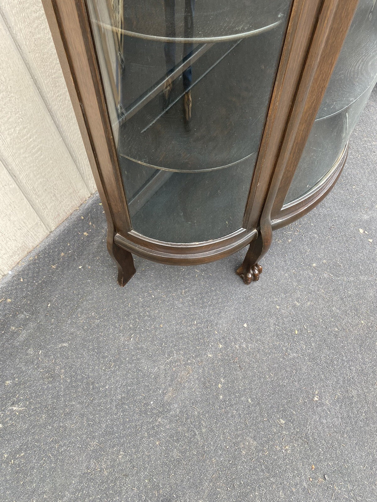 65261  Oak Victorian  Bow Glass China Cabinet Curio