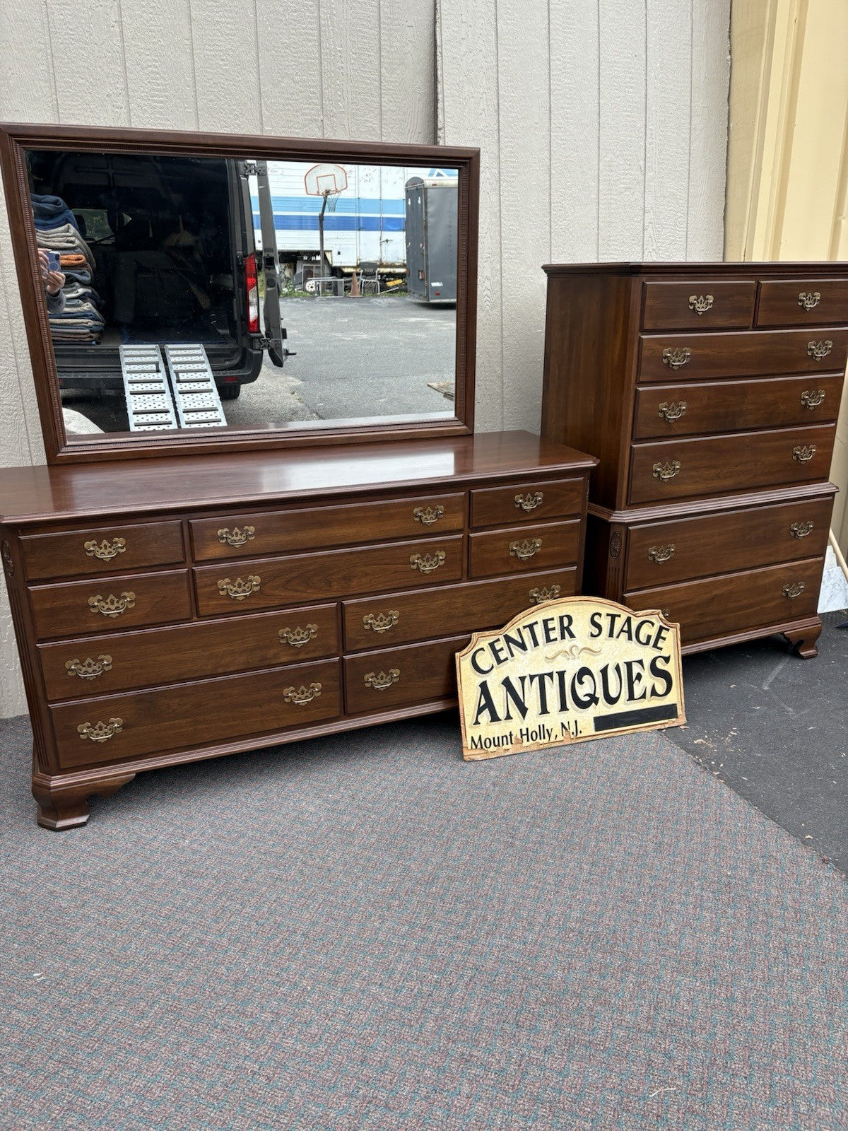 67117 ETHAN ALLEN Bedroom Set High Chest Dresser w/ Mirror and Queen Poster Bed