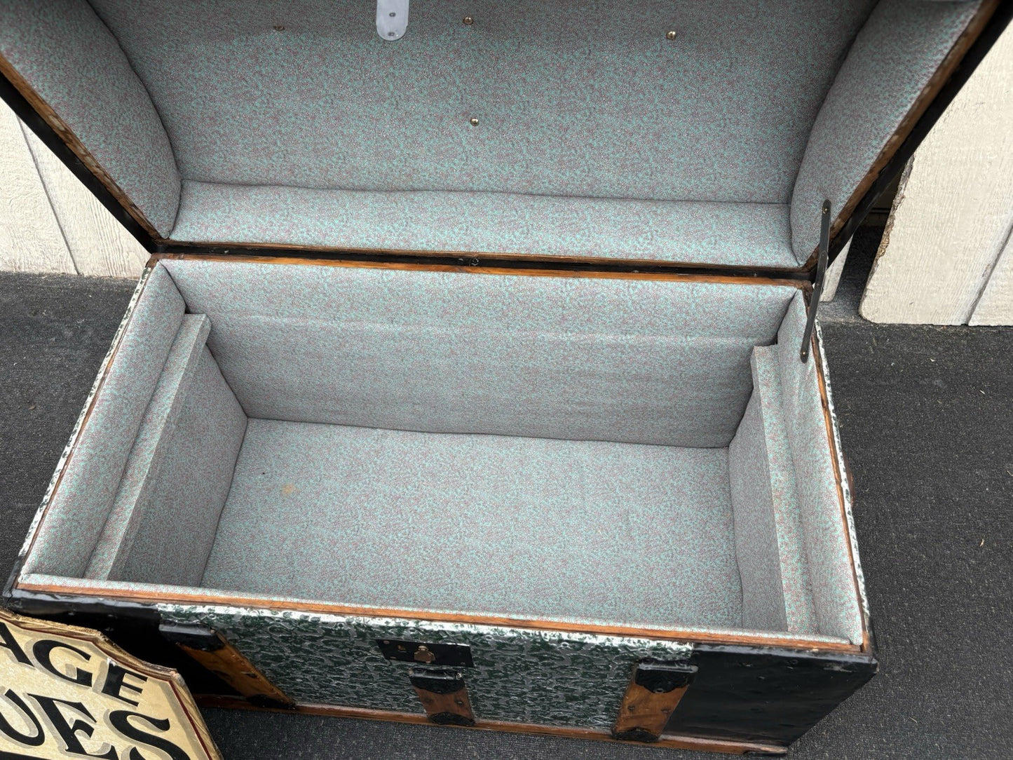 66818 Antique Dome Top Restored Trunk with Tray