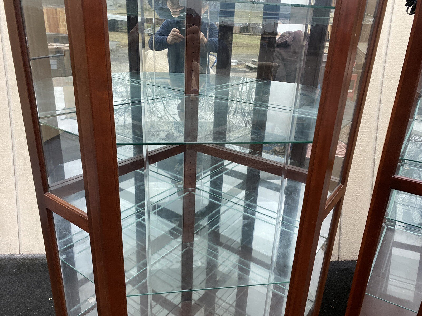 65092     Reinisch Furniture Mahogany Corner China Sliding Front Door   (BN 04)