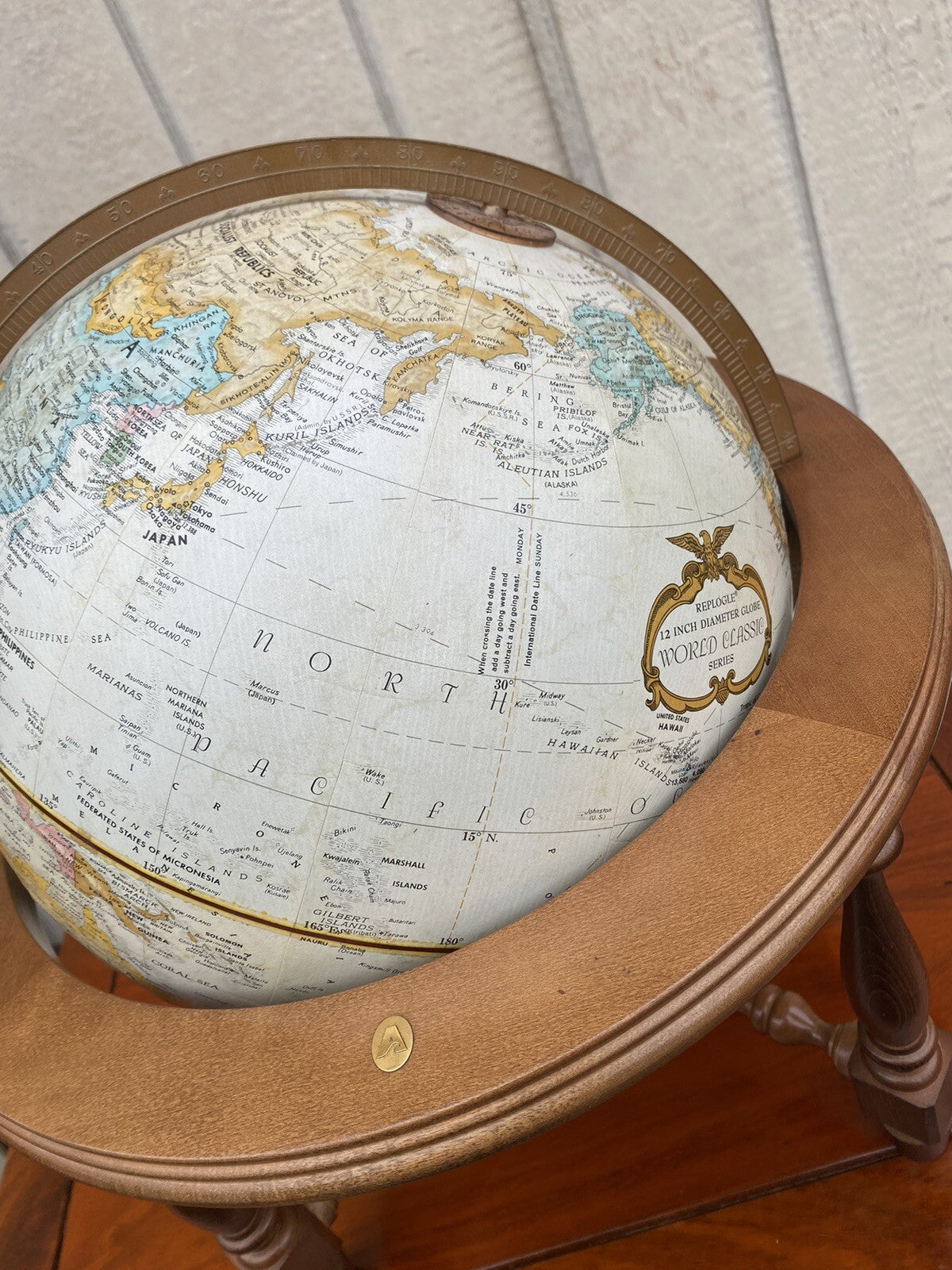 65193 REPLOGLE Table Top World Globe Atlas