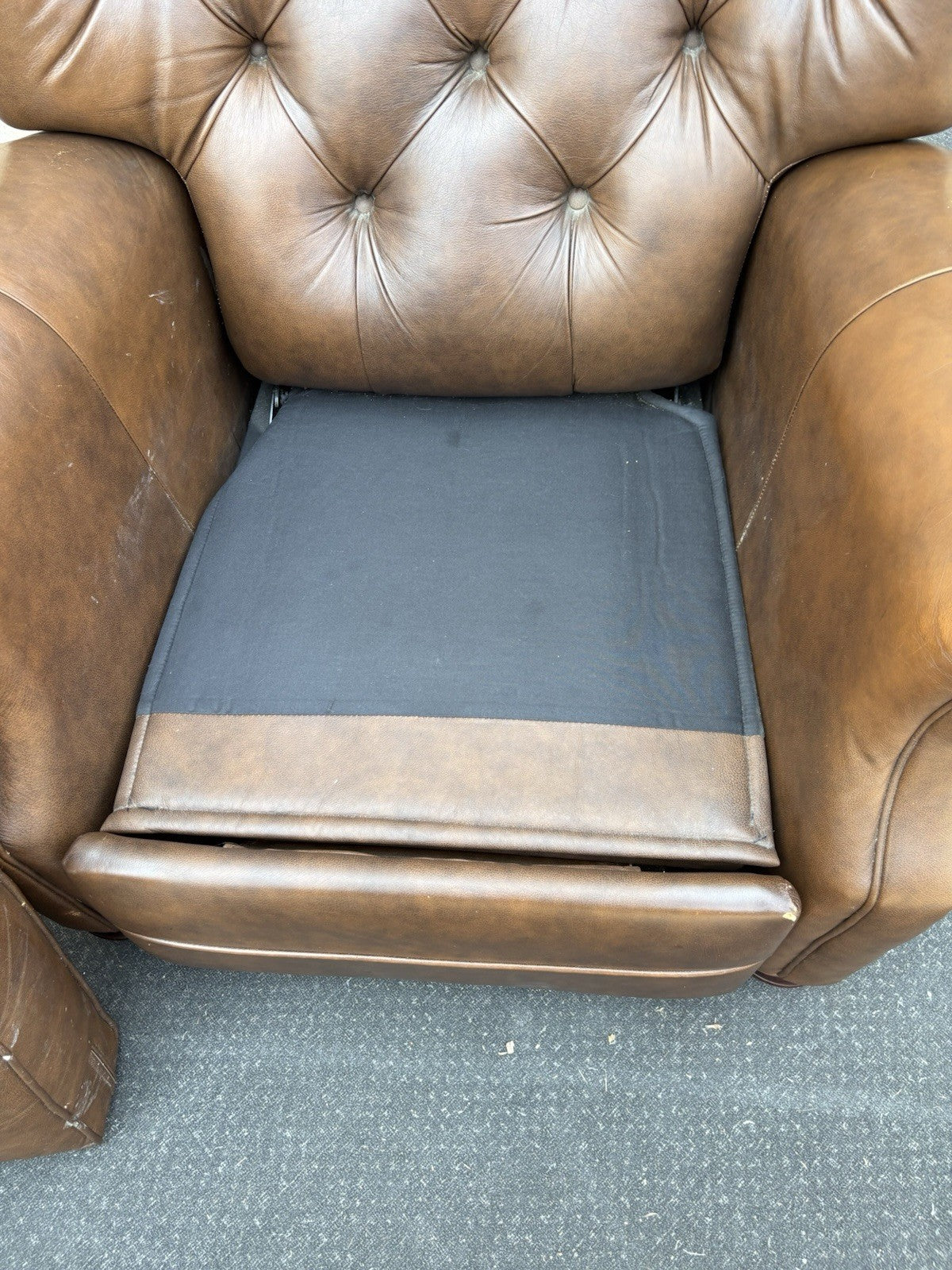 66789   Ethan Allen Leather Recliner Chair