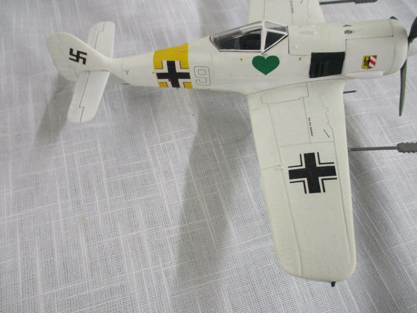 ES102 Franklin Mint Armour Collection FW190 FOCKE WULF (Grunherz White 9)  + BOX