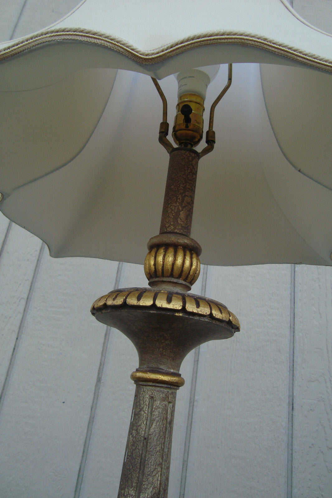 62017 QUALITY Wood Decorator Pole Lamp Light