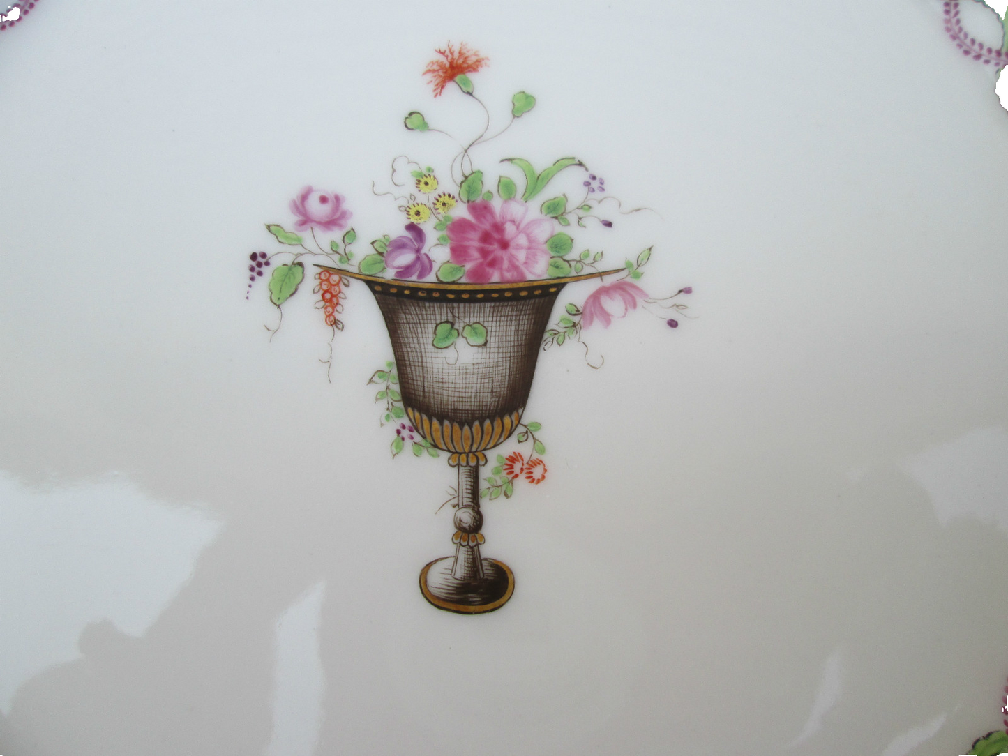 COL MWW:  SET OF 11 ANTIQUE PORCELAIN URN & FLOWERS 8" PLATES