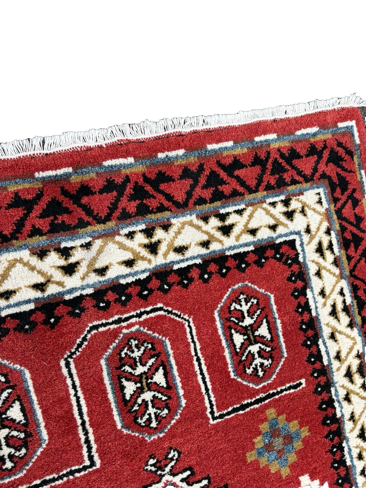 RUG 13: Tan Oriental Rug Carpet SIZE 75" x 48"