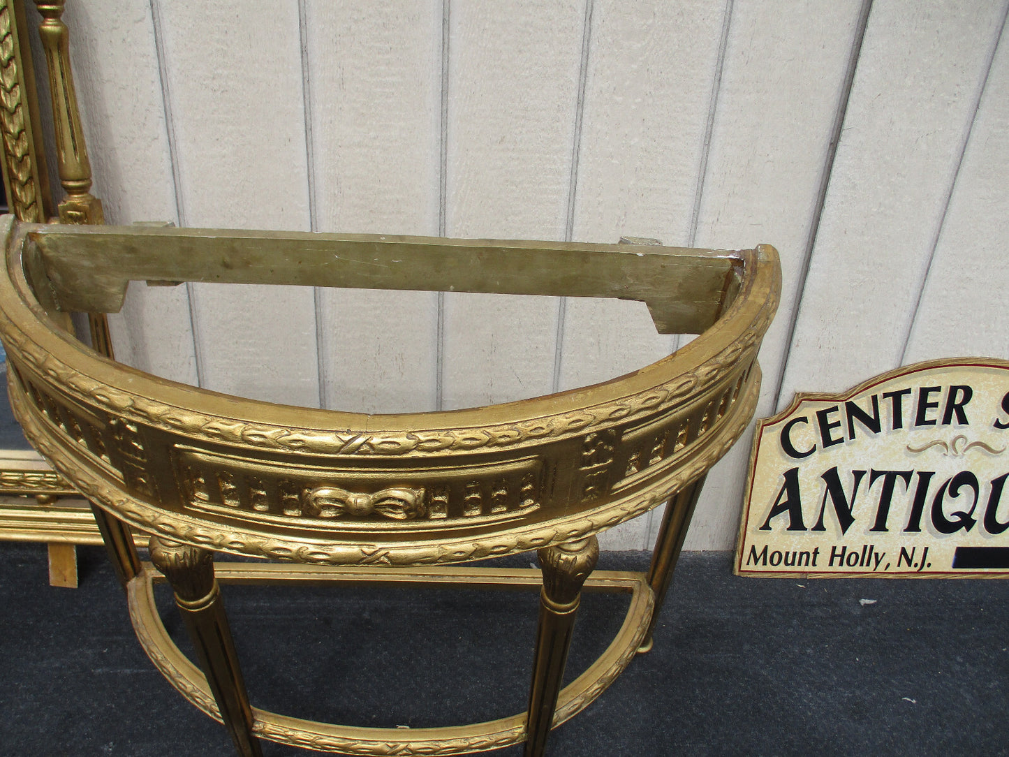 64439 Gold Decorator Console Table with Mirror