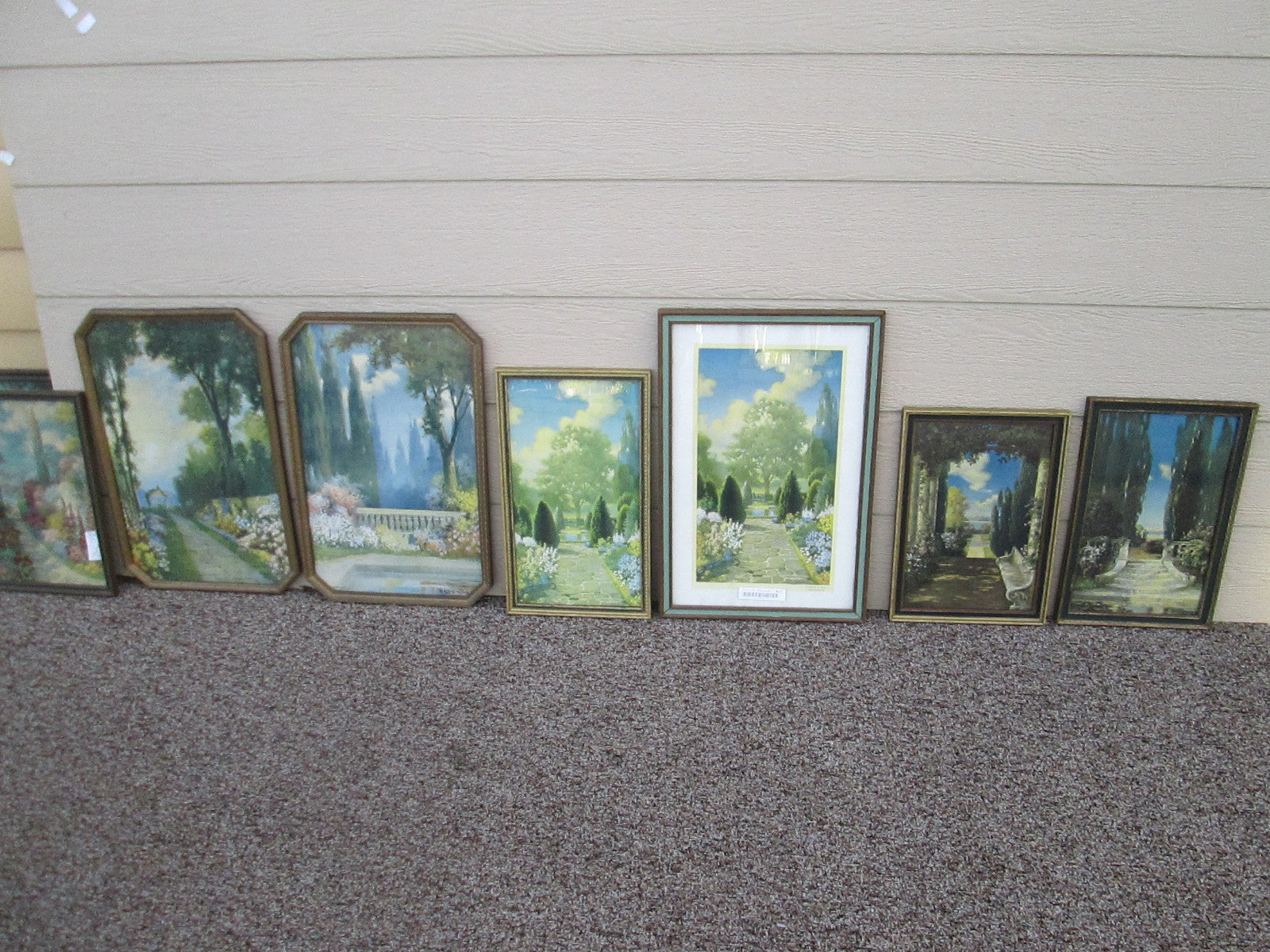 39728  Antique Reynard Print in Fancy Deco Picture Frame