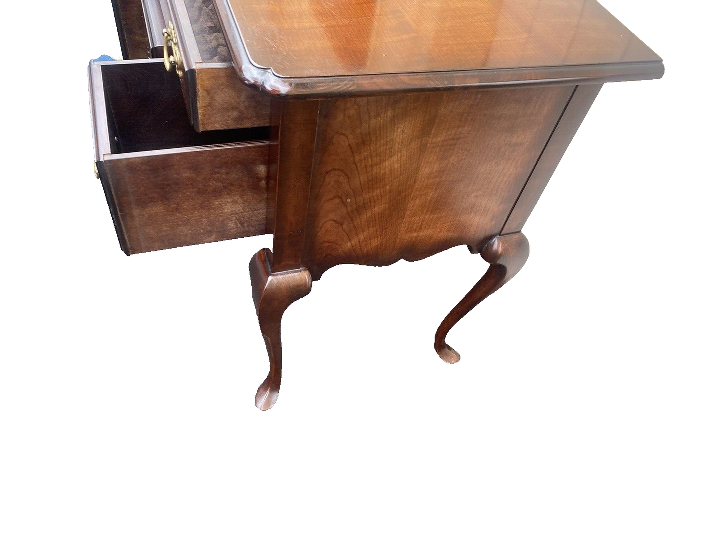 65740 Mahogany Queen Anne Low Boy Dresser Chest