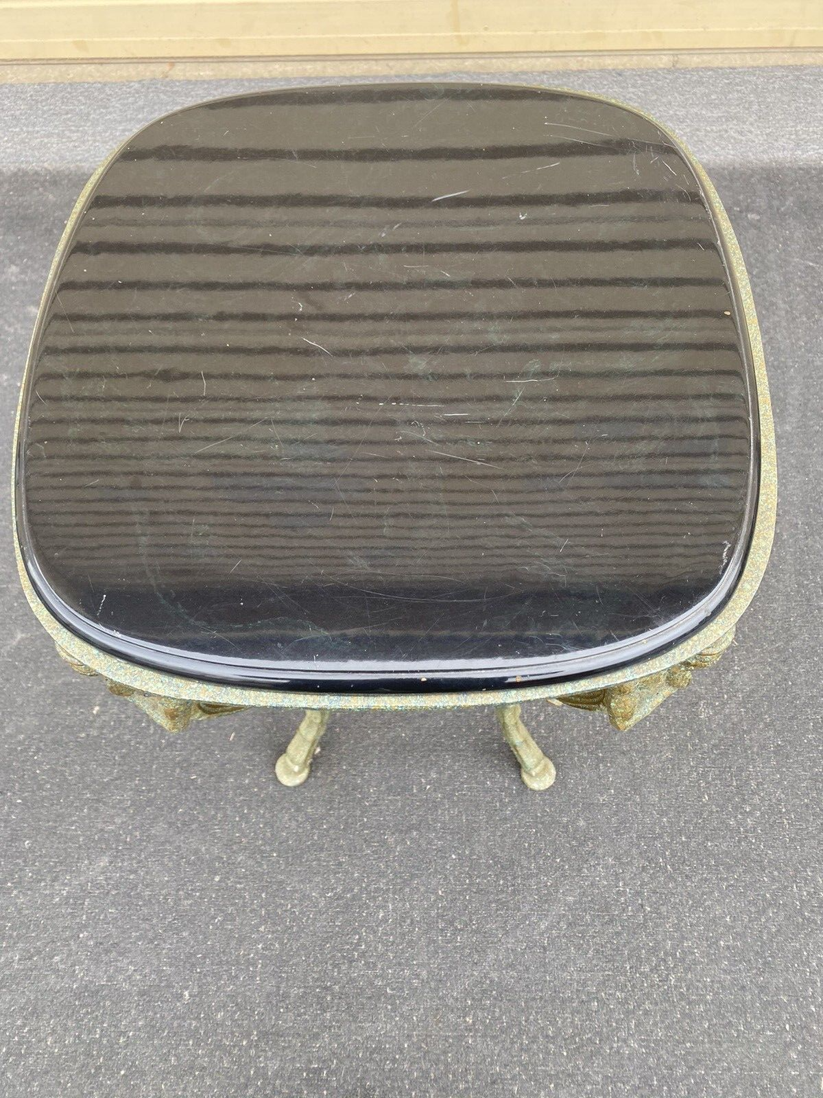 66046 Oriental Figural Metal Table Stand with Marble Top