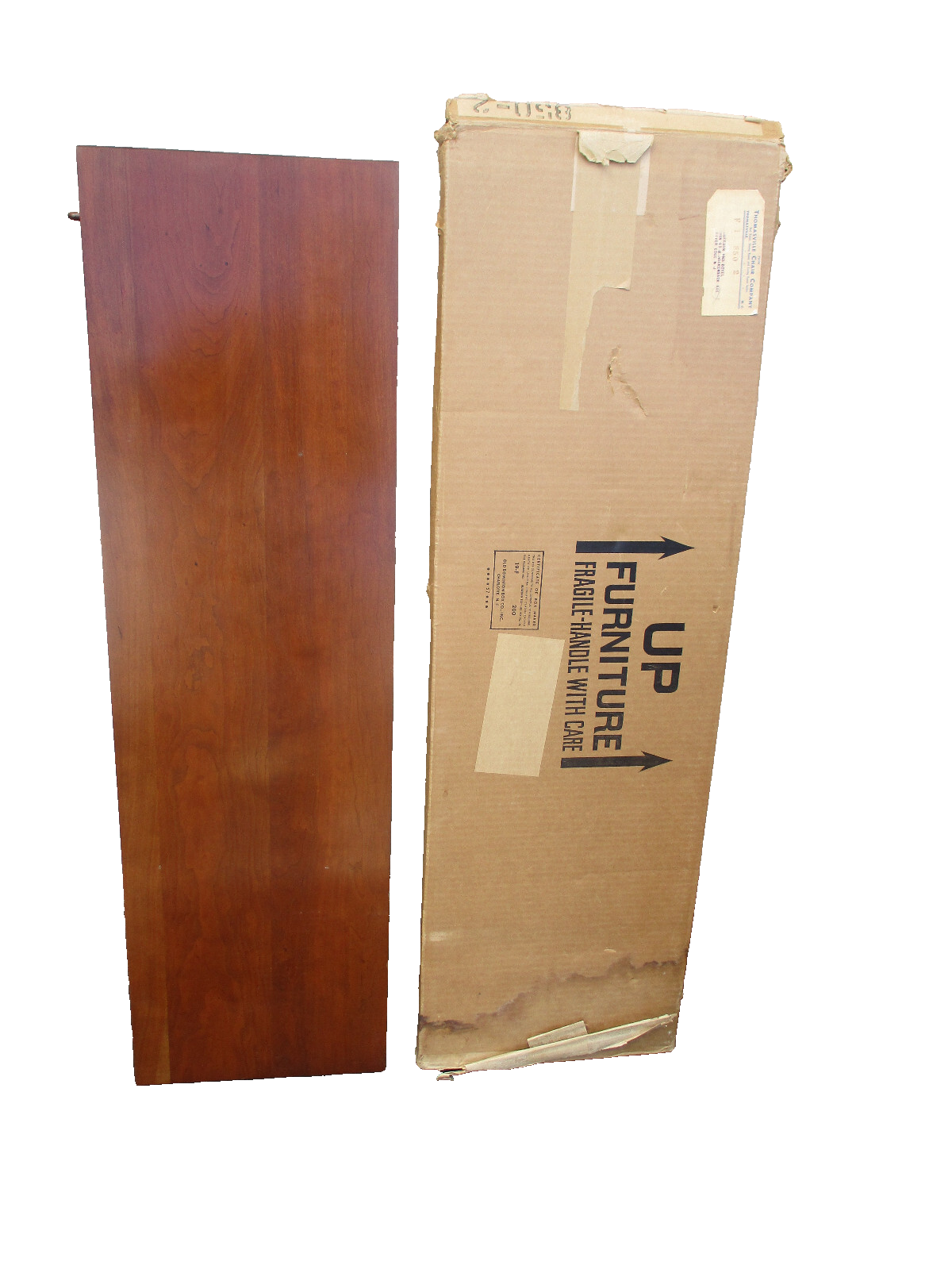 64226   Thomasville Cherry Dining Table w/ leaf  +  6 Chair s