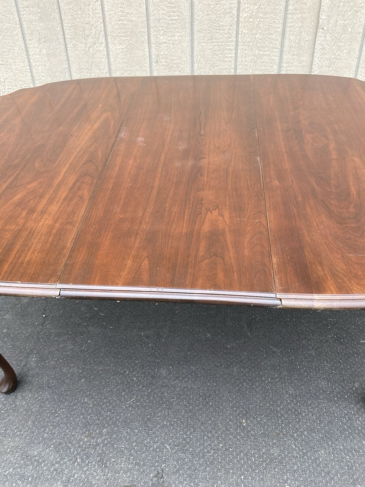 66516 Scalloped Cherry Dining Table with NO leafs Table Top 42" x 52"