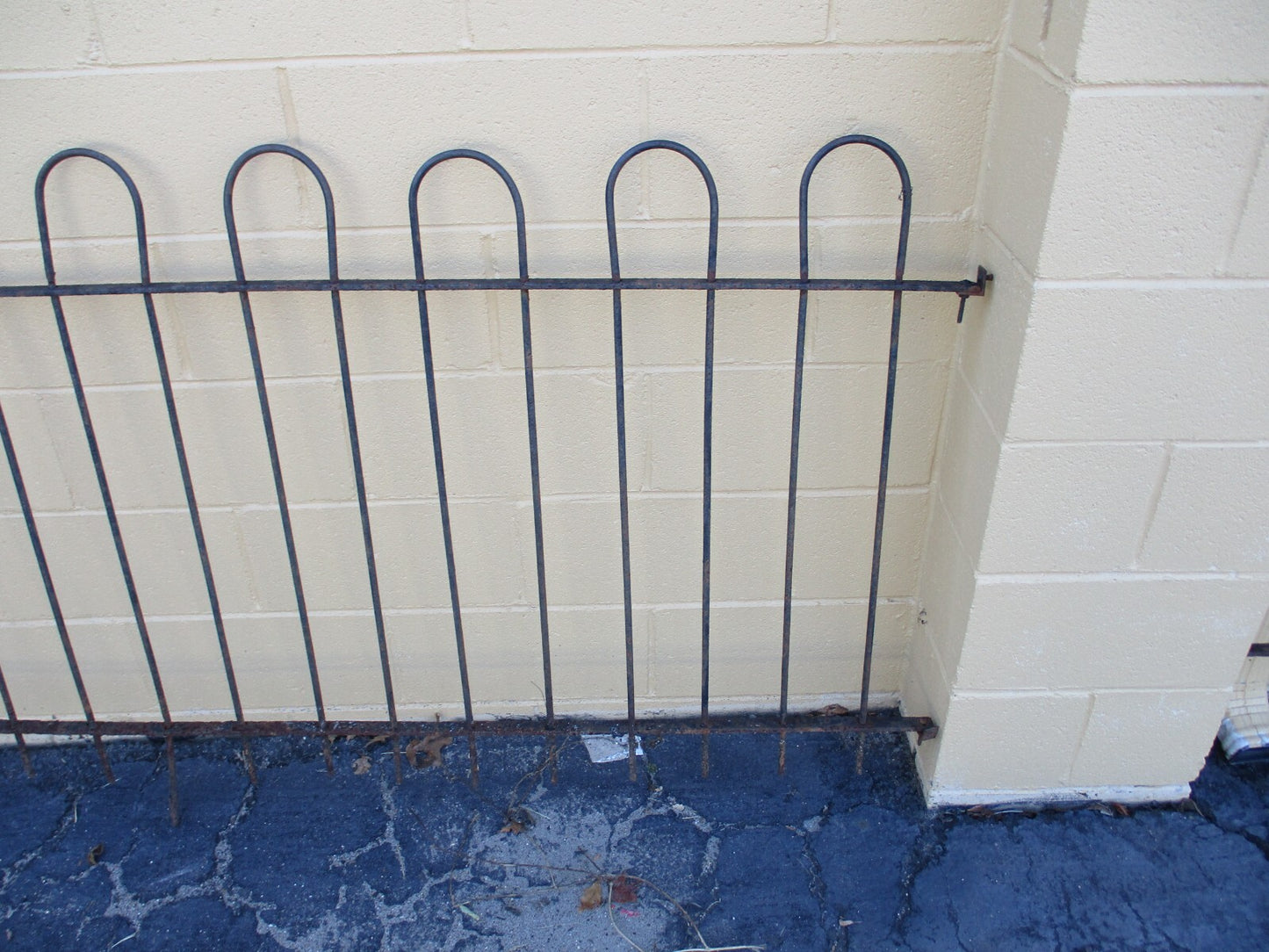 GARDEN 02:  20 feet  x 36" High  Victorian Wrought Iron Fencing Fence 3 sections