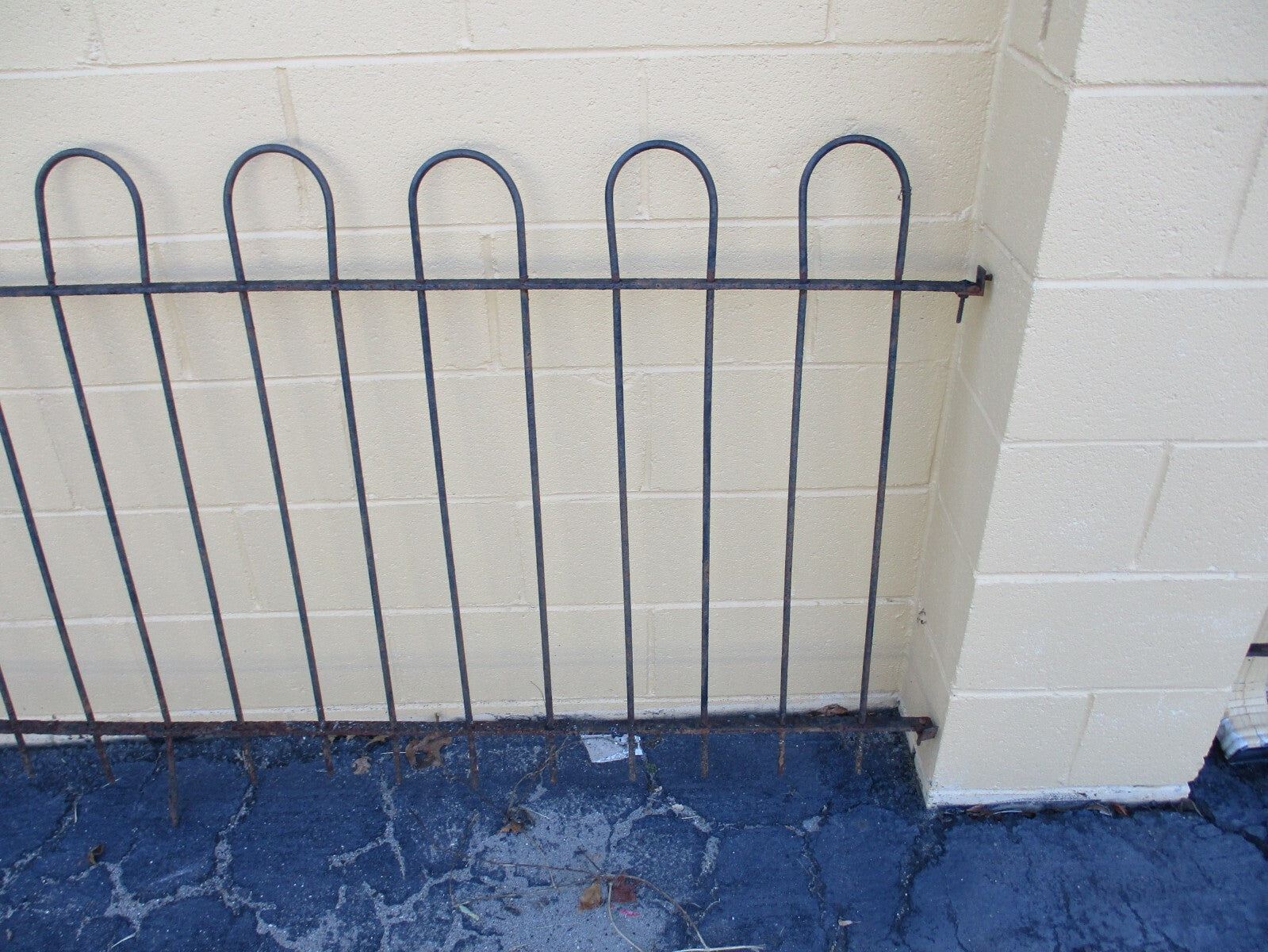 GARDEN 02:  20 feet  x 36" High  Victorian Wrought Iron Fencing Fence 3 sections