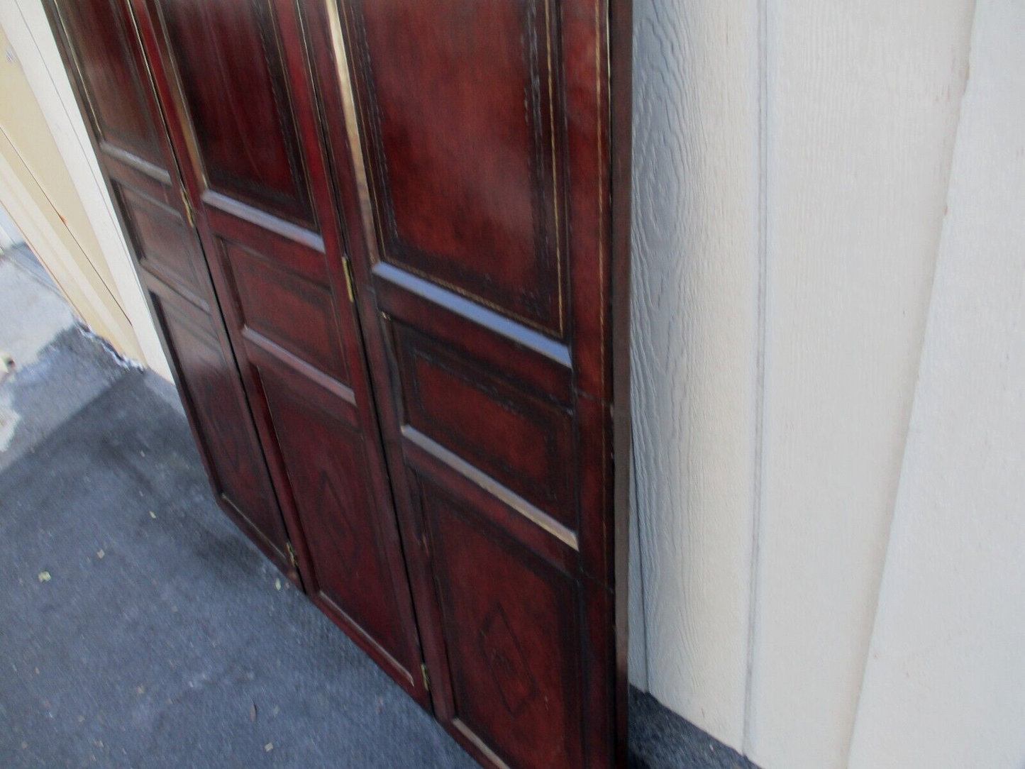 63755 QUALITY Leather Dressing Screen Room Divider