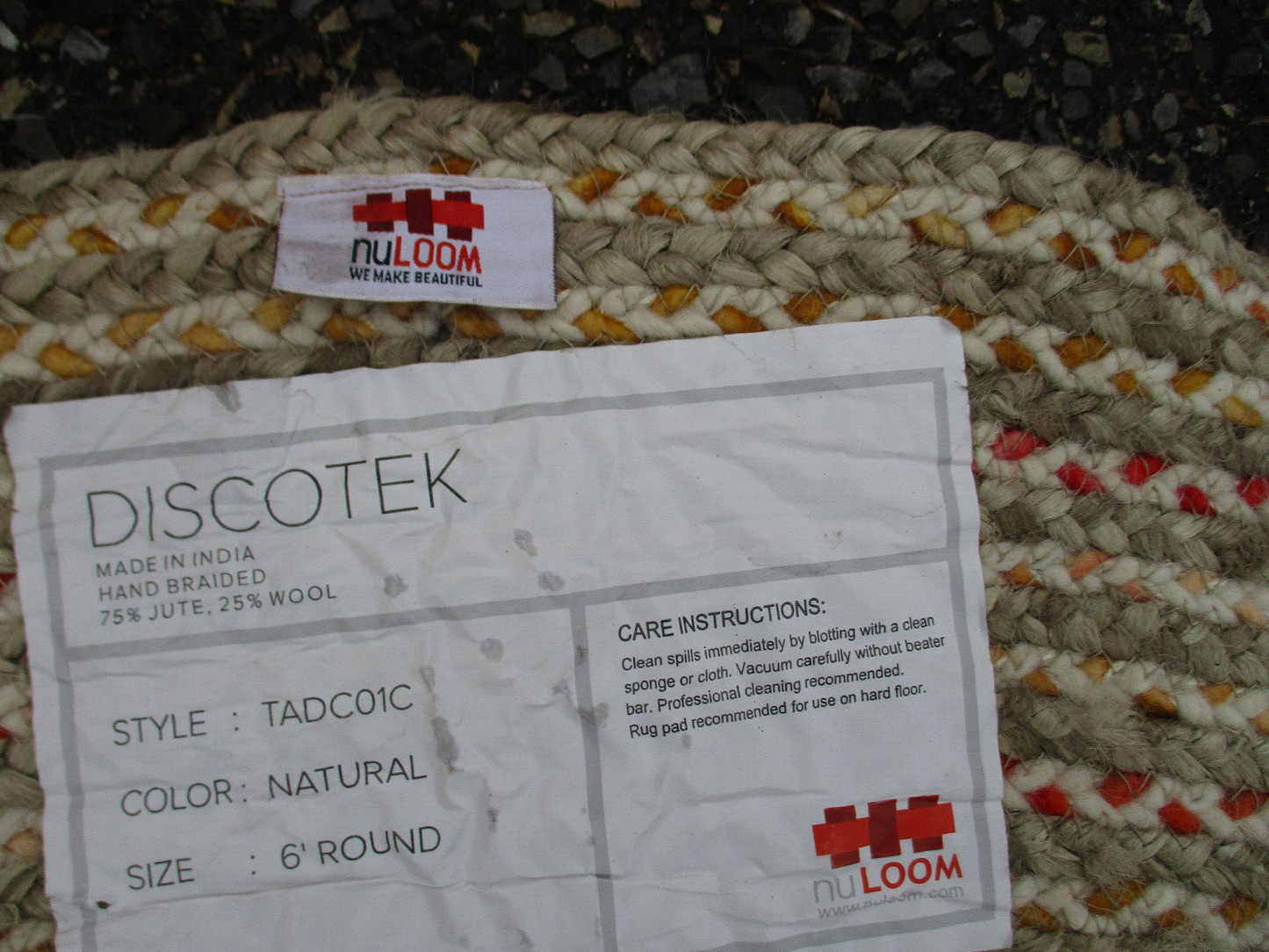 RUG 05:      Round 5 foot  10 inch   Rug    NU LOOM DISCOTEK