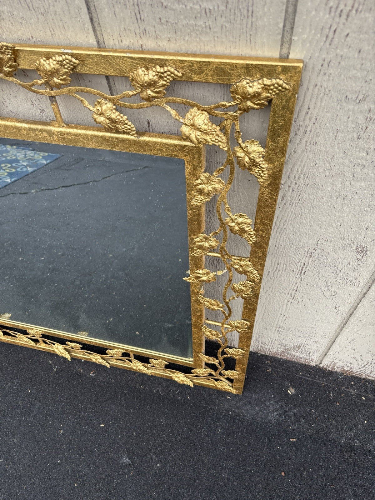 66706 Fancy Gold Decorator Metal Mirror with Leafs