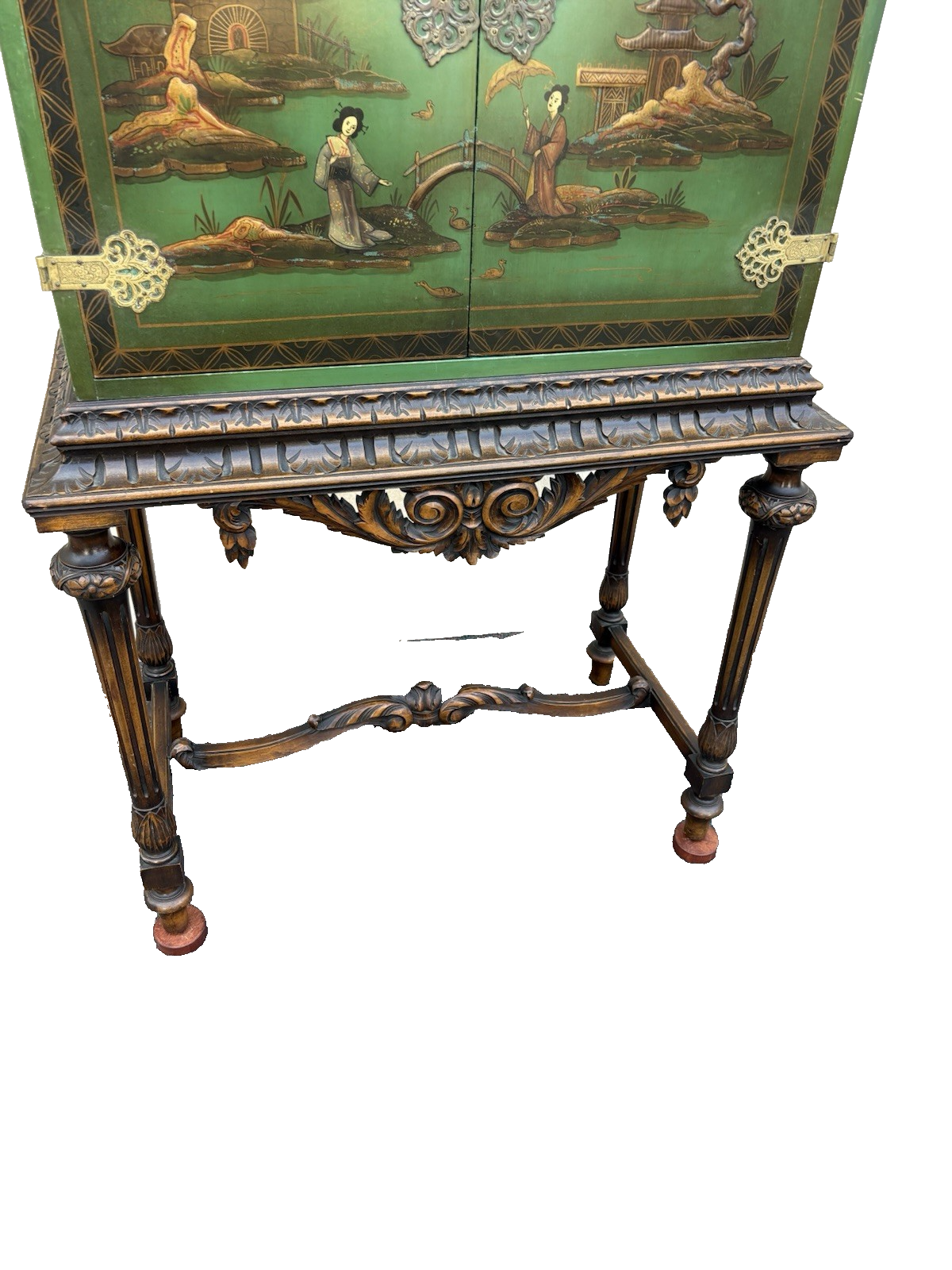 66912  Oriental Liquor Cabinet Bar Storage China Cabinet