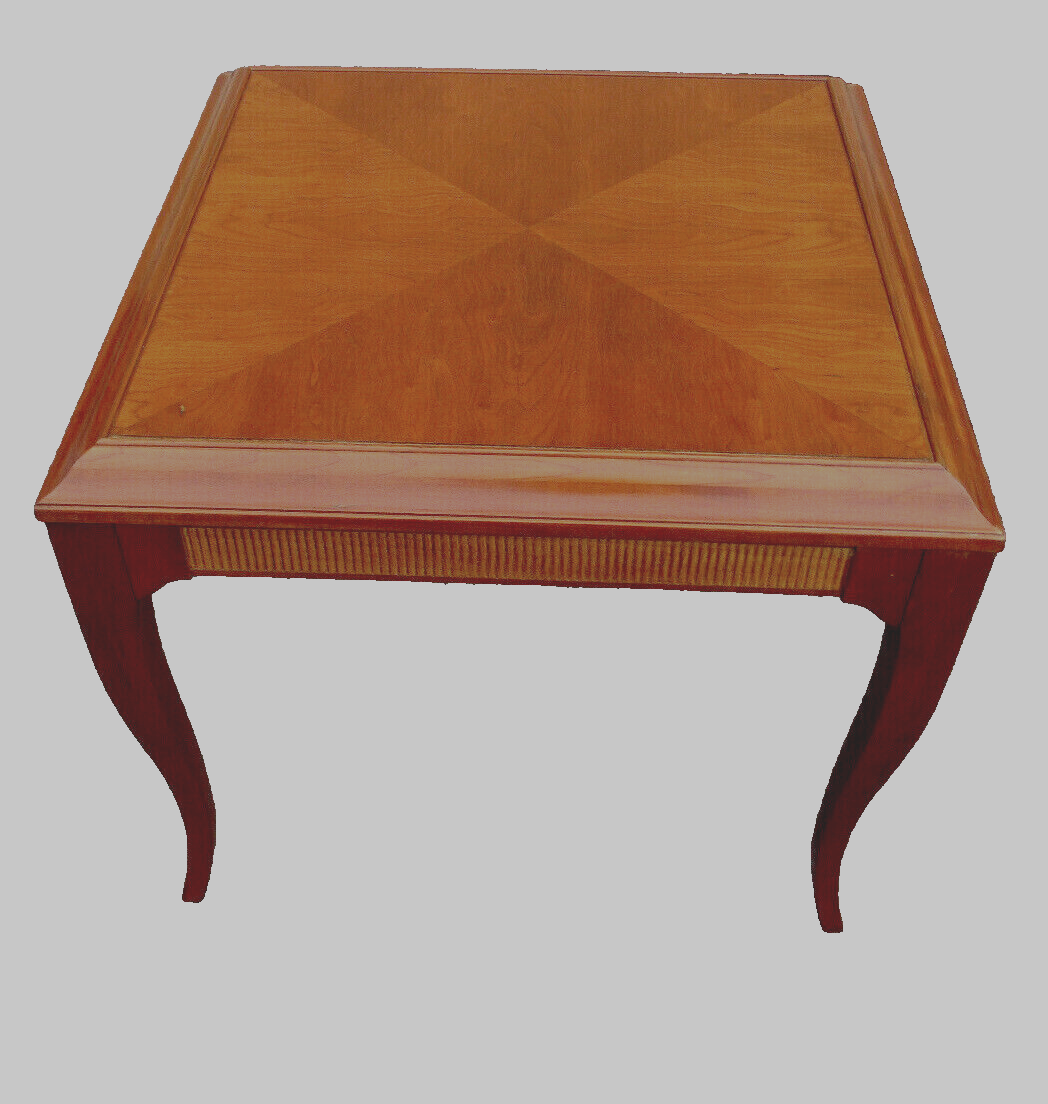 63533  ETHAN Allen Mahogany Lamp Table Stand