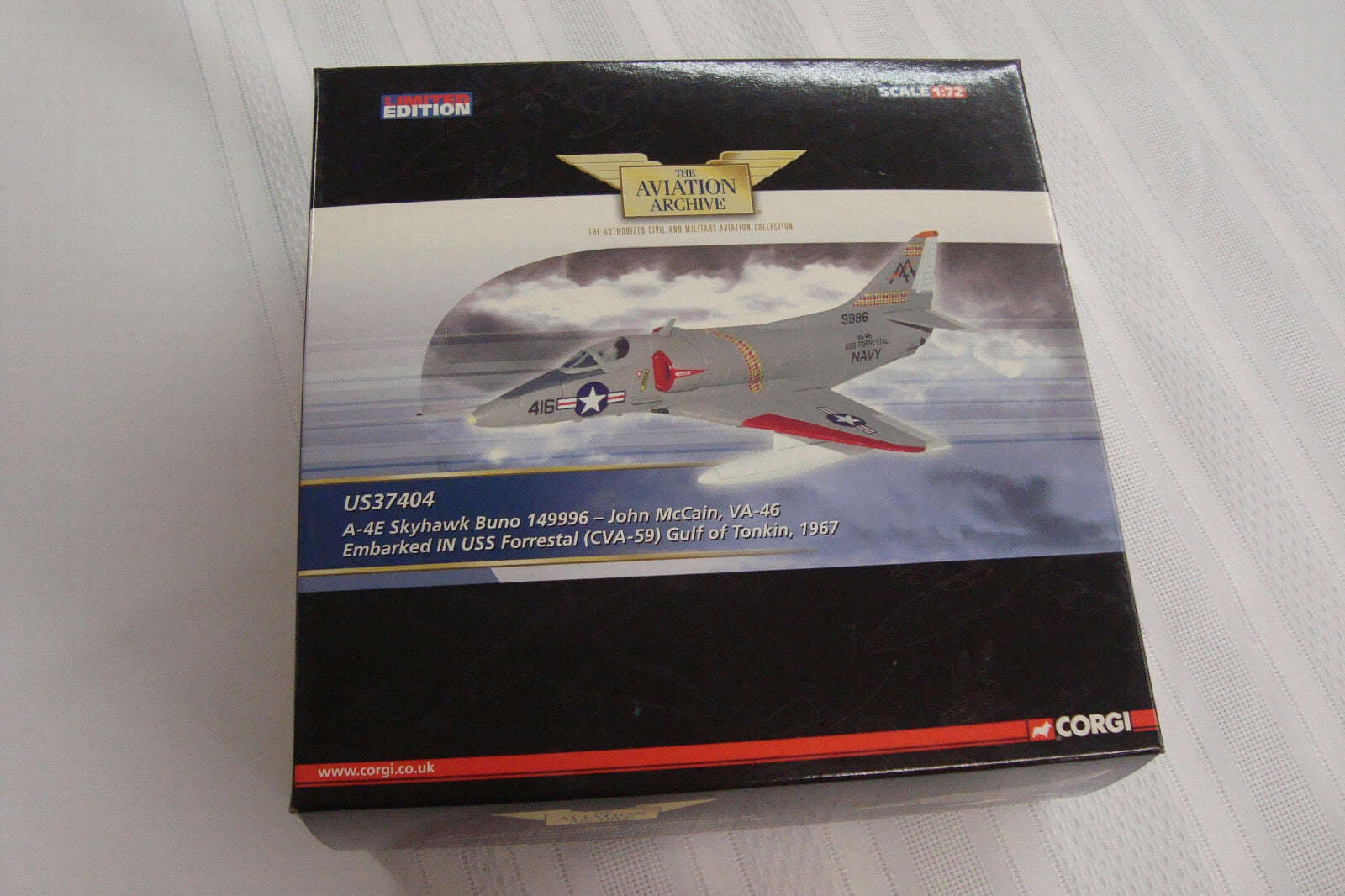 ES45: Ltd Edition Corgi Aviation Archive US37404 A-4E Skyhawk Buno John McCain