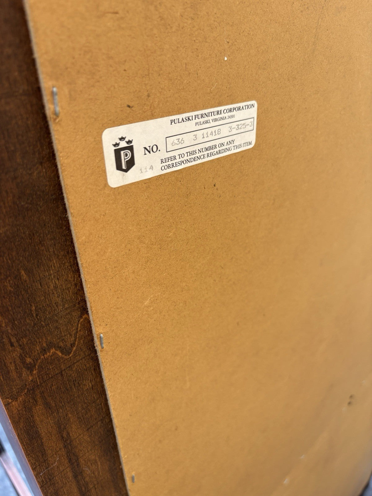 66655 Dome Top Mahogany ETCHED Glass  PULASKI China Cabinet Curio