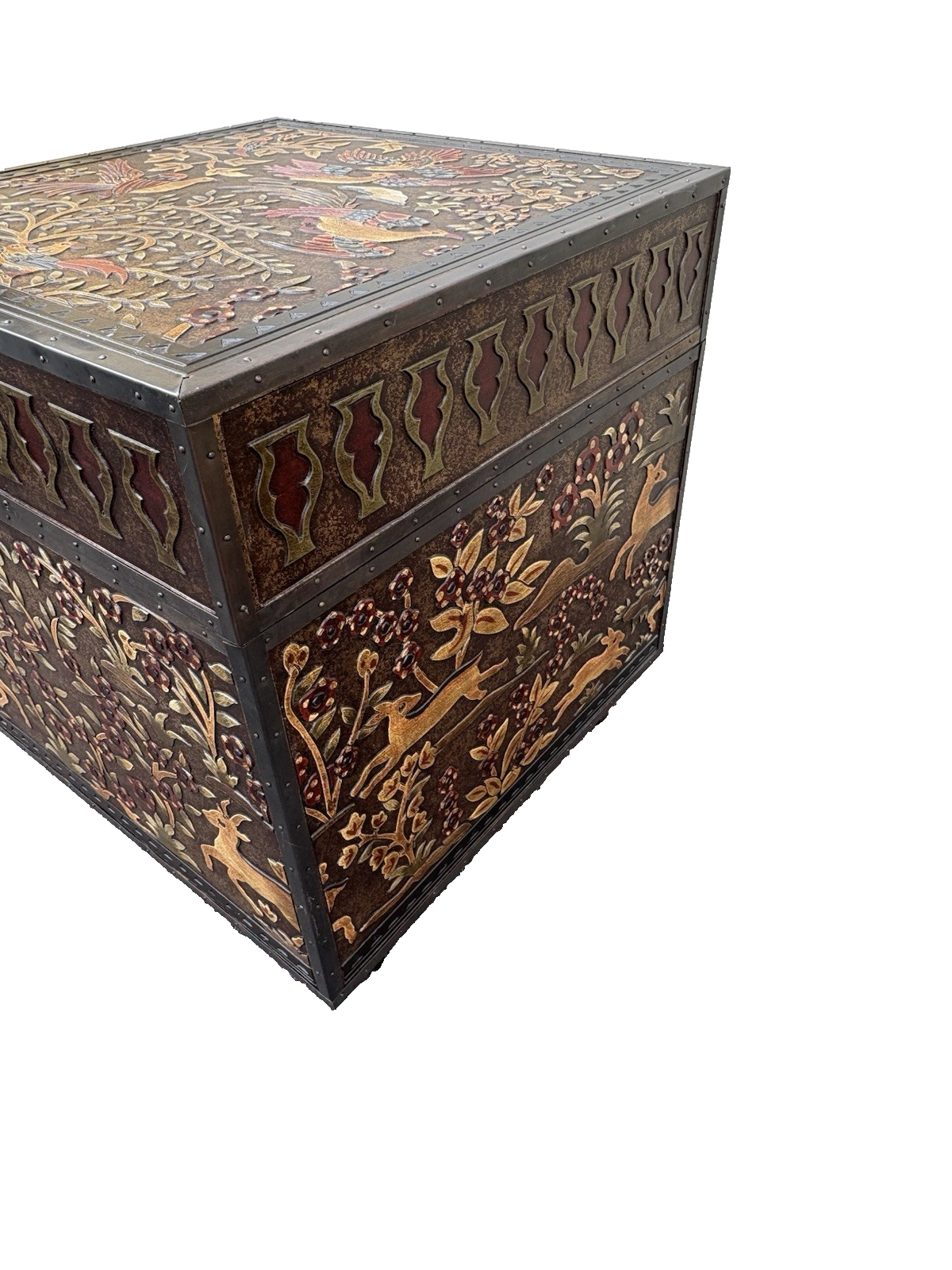 67174 Fancy Storage Trunk Cabinet with Bird Design