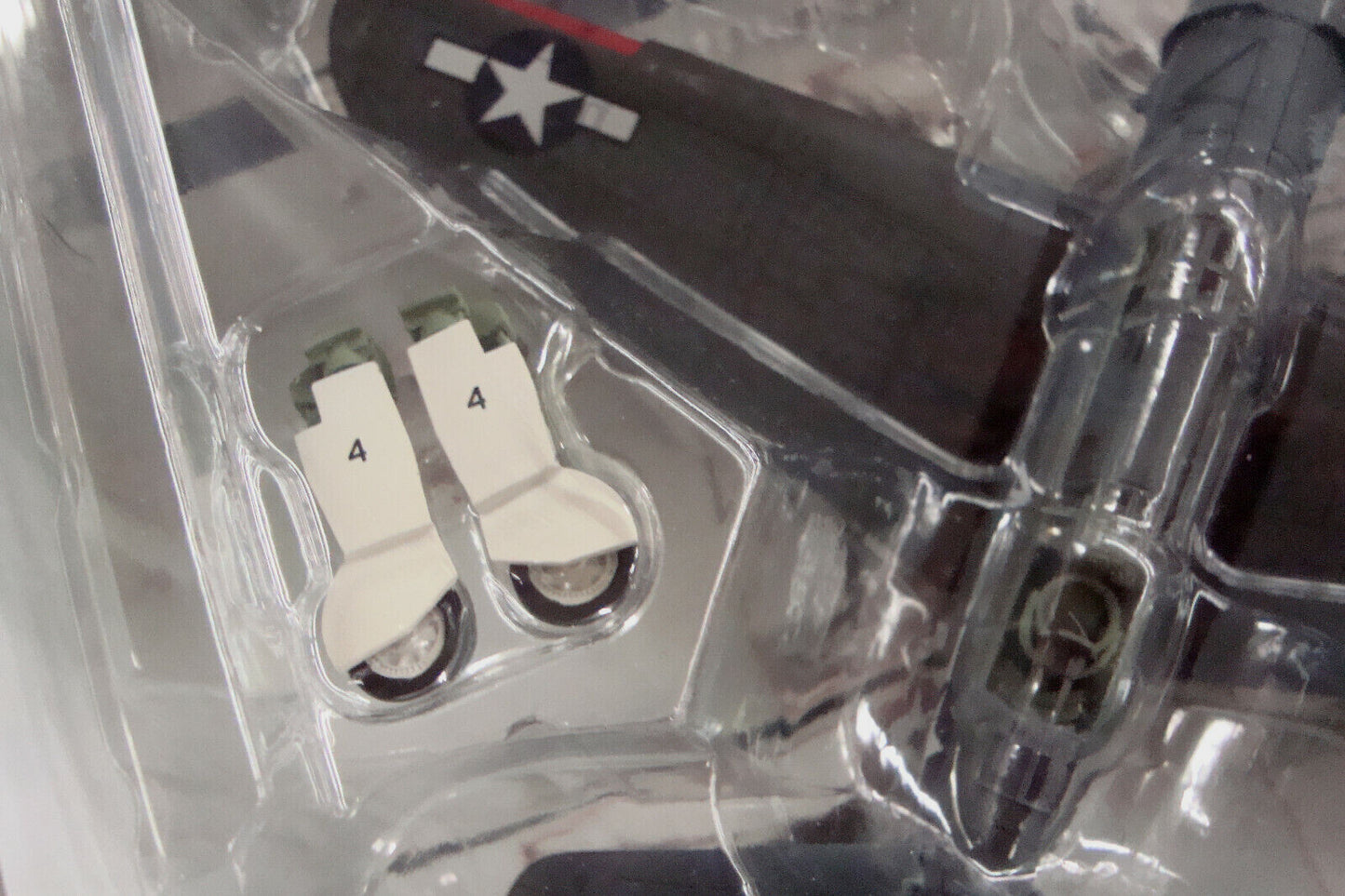 ES20  Very Rare Hobby Master Air Power Series Limited SB2C-1 Helldiver VB-17