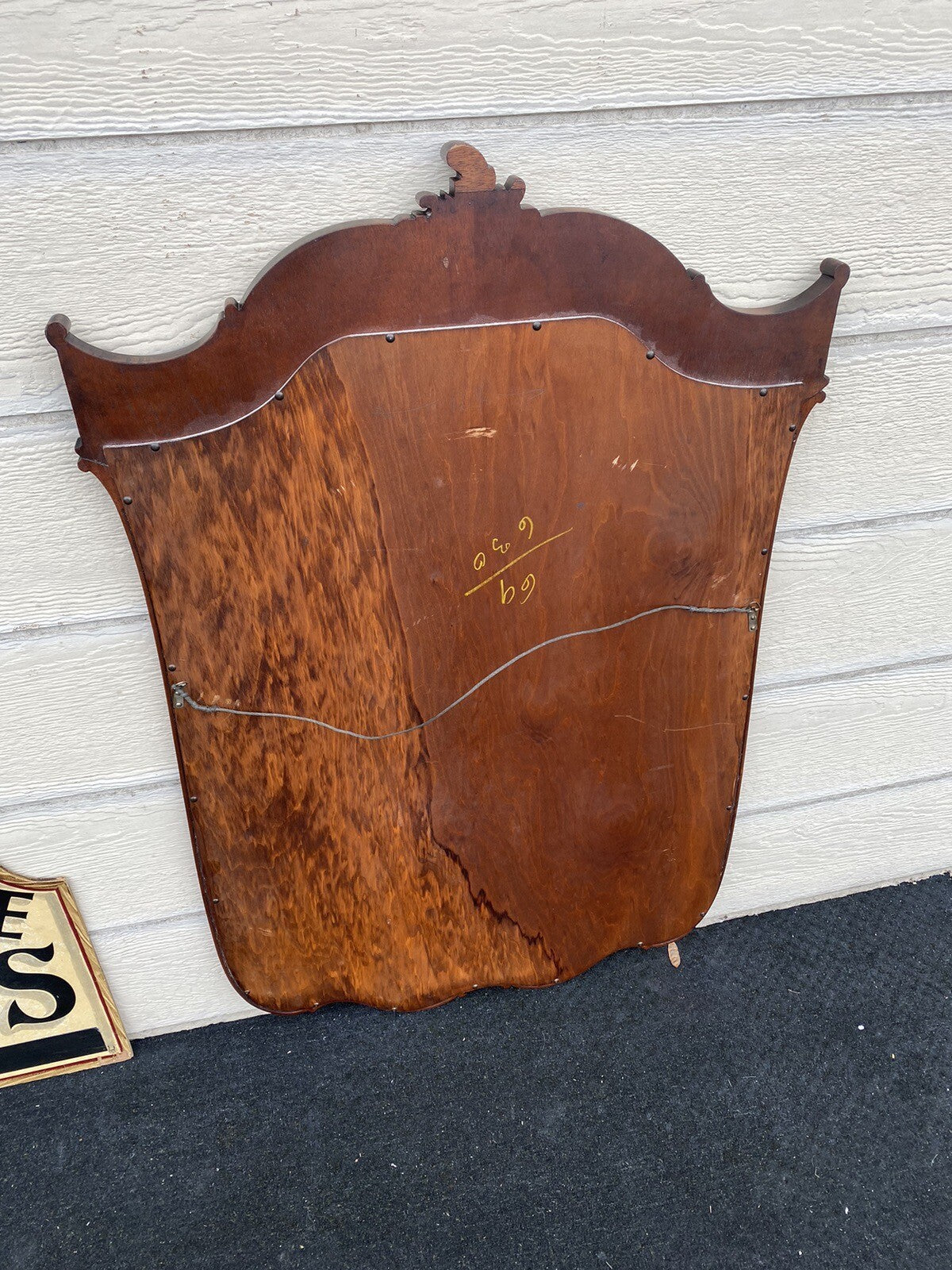 65075 Mahogany Wall Mirror In Fancy Picture Frame