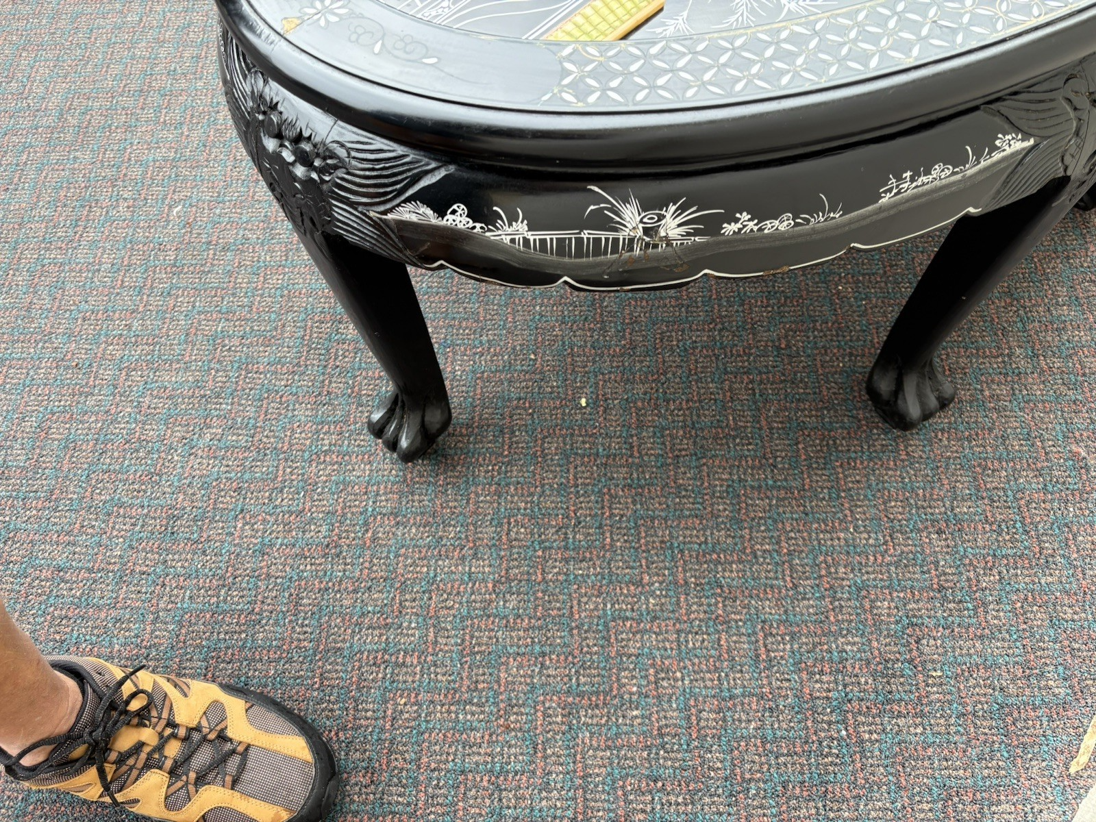 67104 Oriental Coffee Table Stand