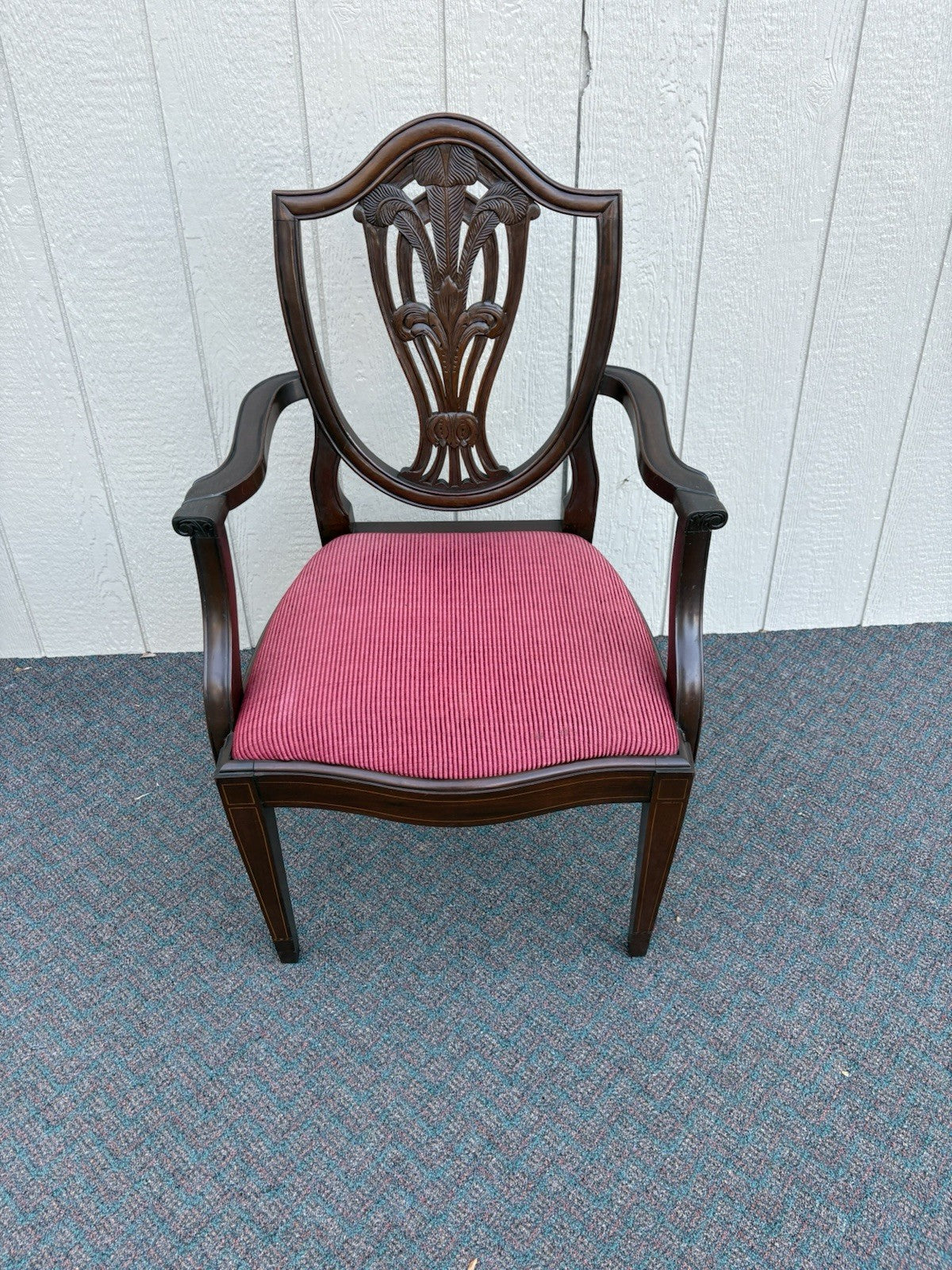 67162 Super Quality Set of 8 Mahogany Shield Back Dining Chairs