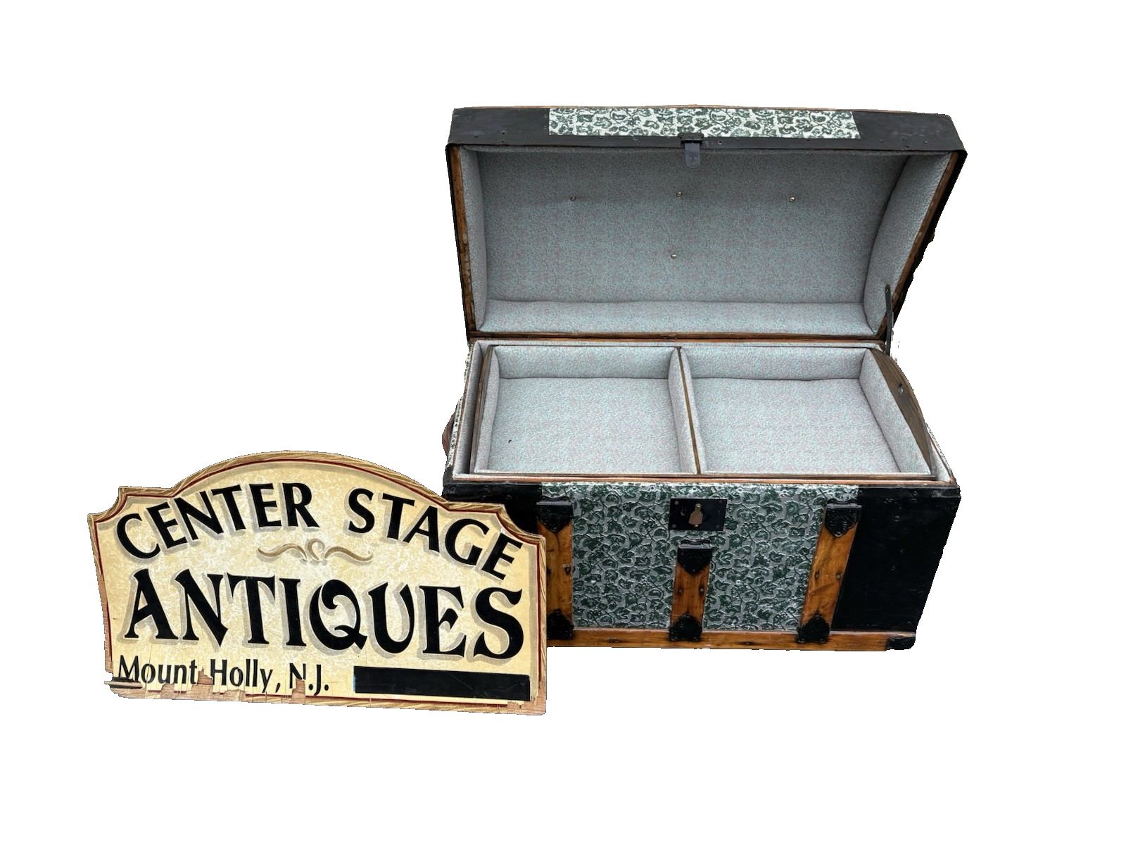 66818 Antique Dome Top Restored Trunk with Tray