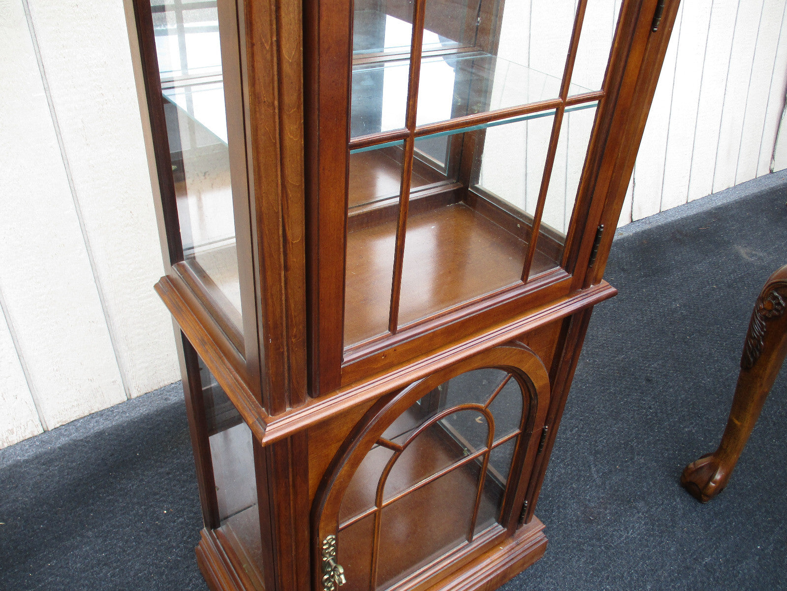 63665  Mahogany Curio Cabinet China Showcase Bookcase